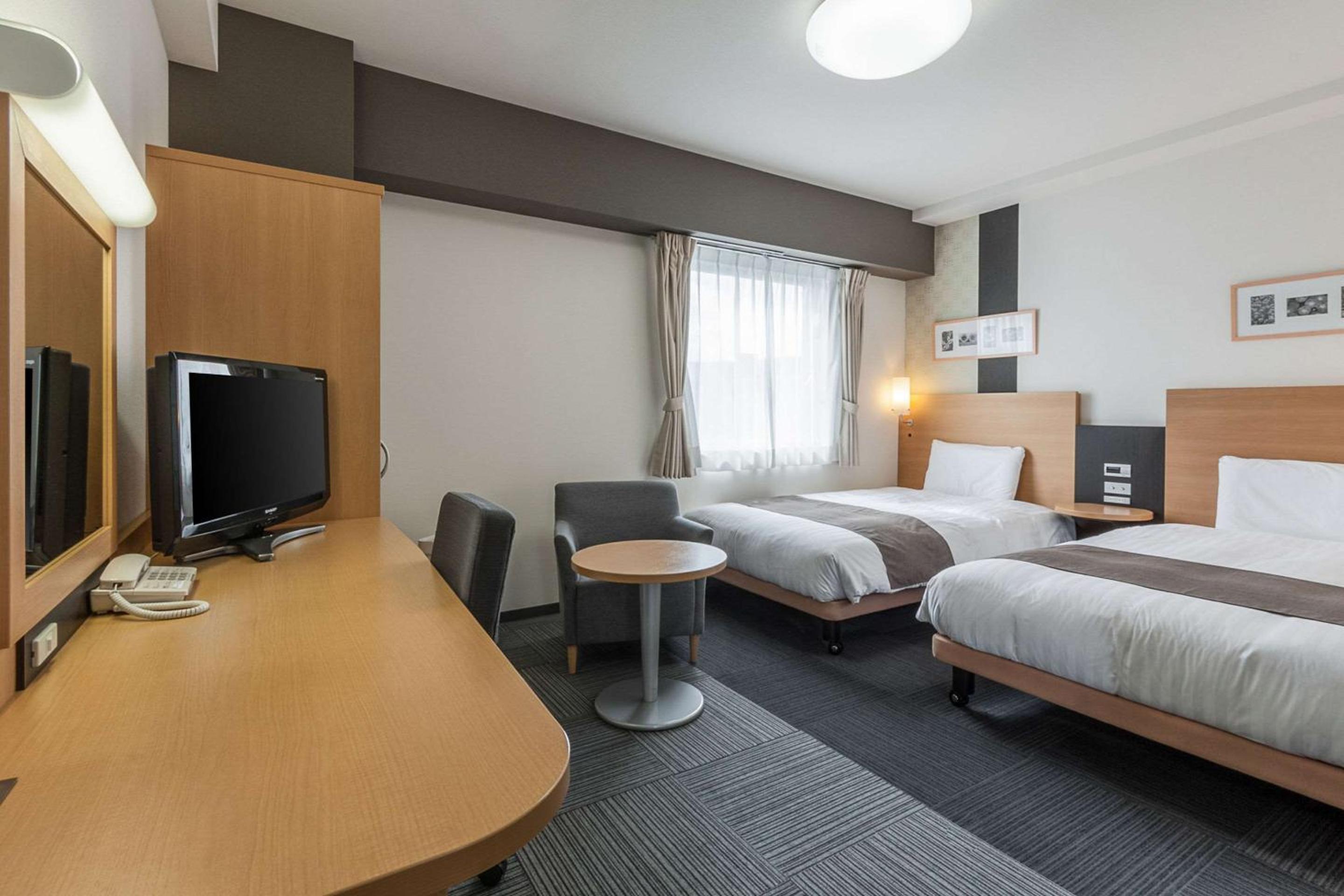 Standard Twin Room - Non-Smoking - Photo 1