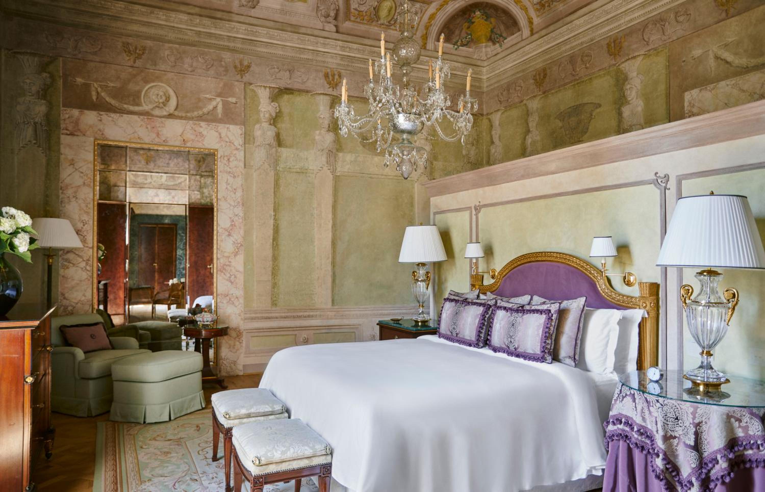 Frescoed Executive Suite with King Bed