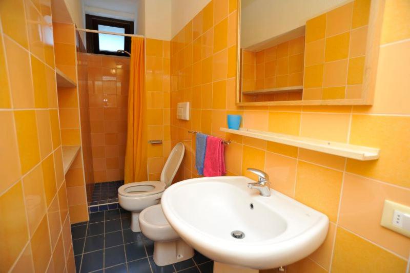 One-Bedroom House photo 3