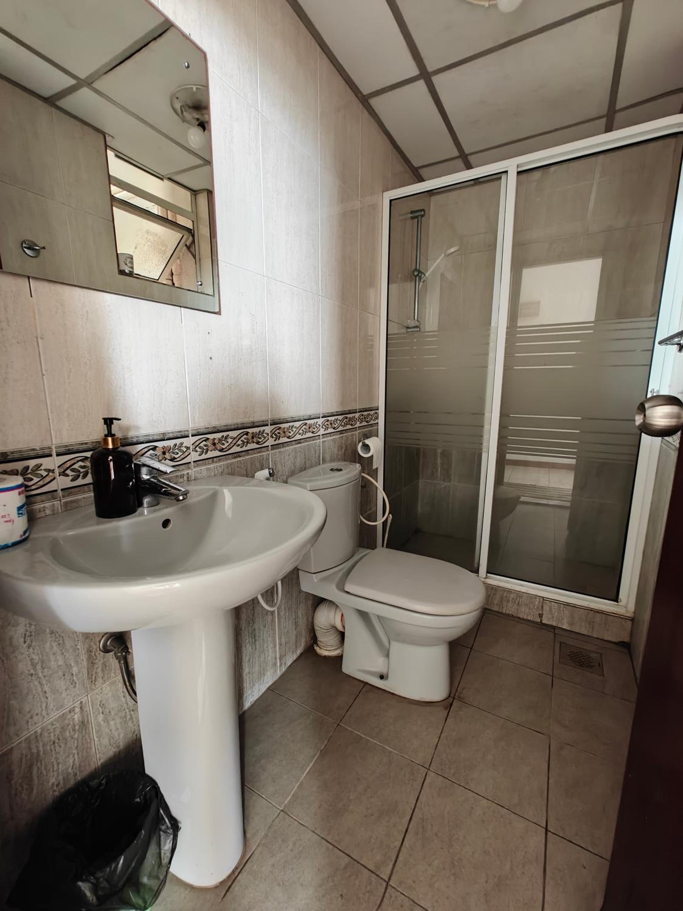 Double or Twin Room with Shared Bathroom photo 3
