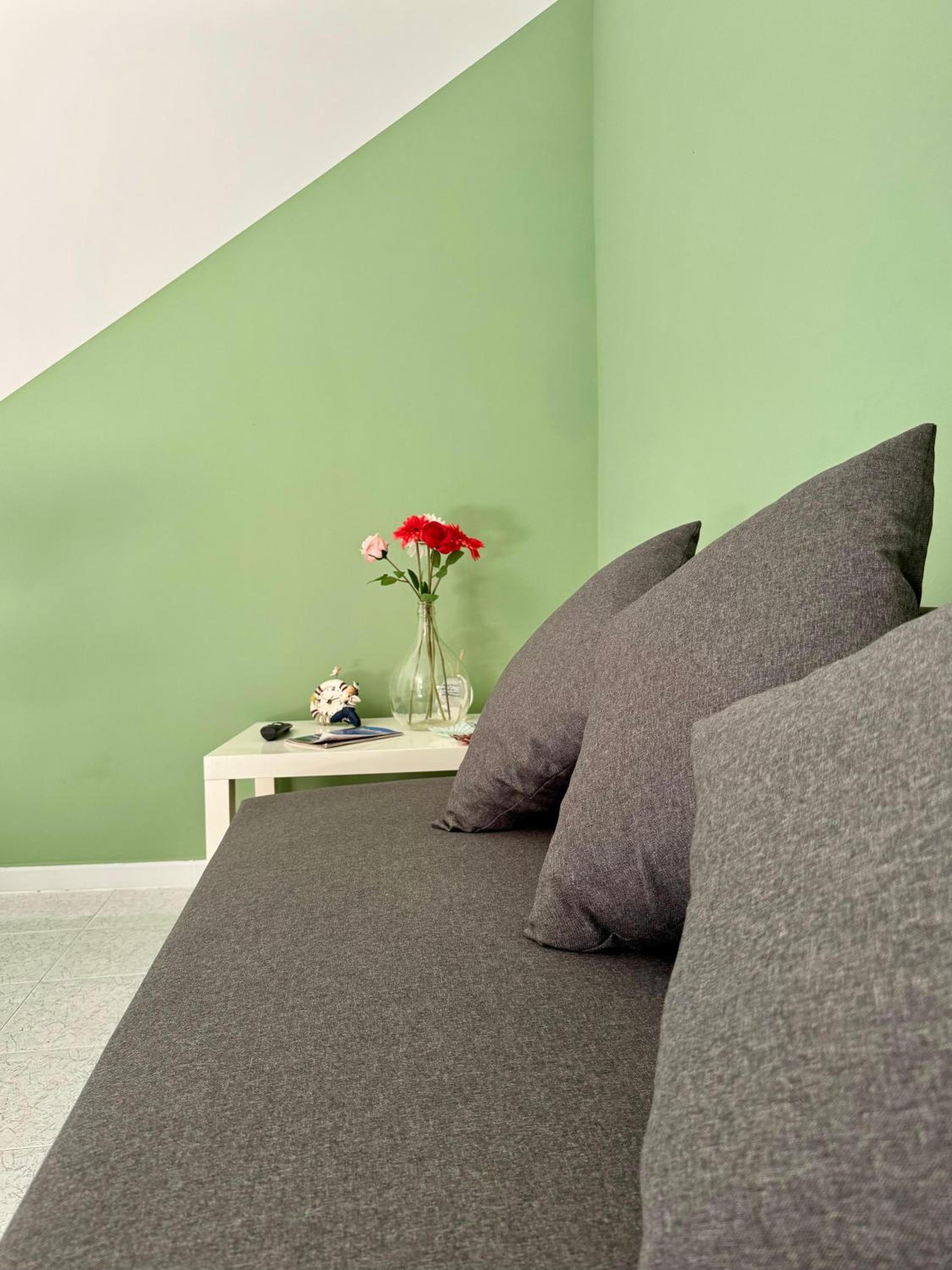 One-Bedroom House photo 3