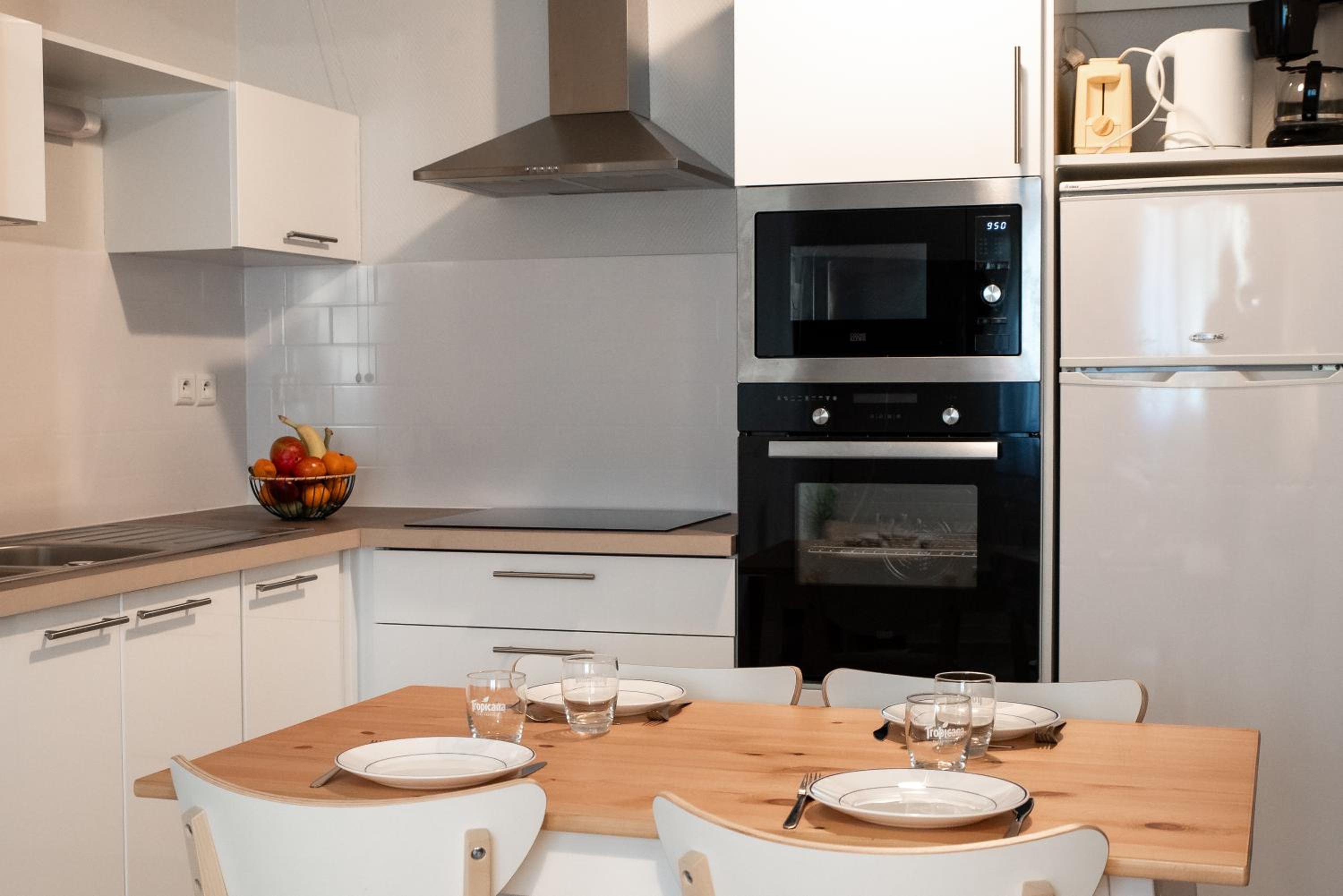 One-Bedroom Apartment - Photo 10