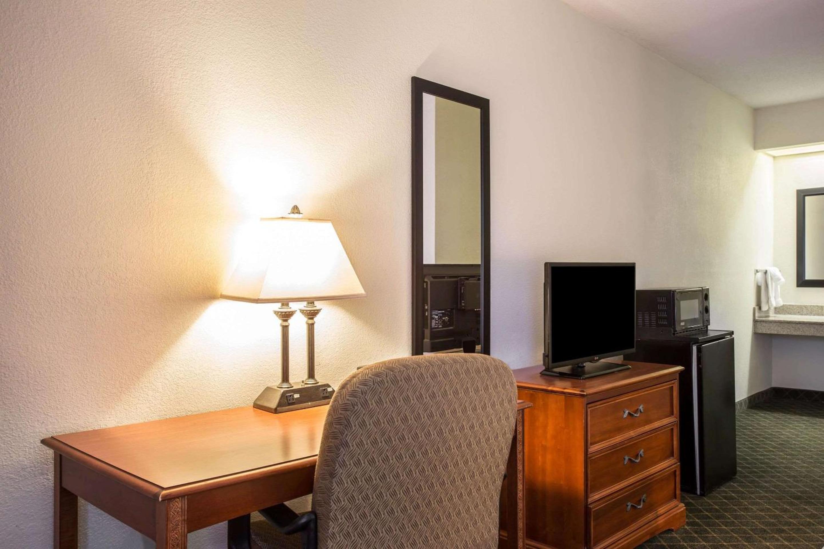 Clarion Inn & Suites Aiken South, 사진 7