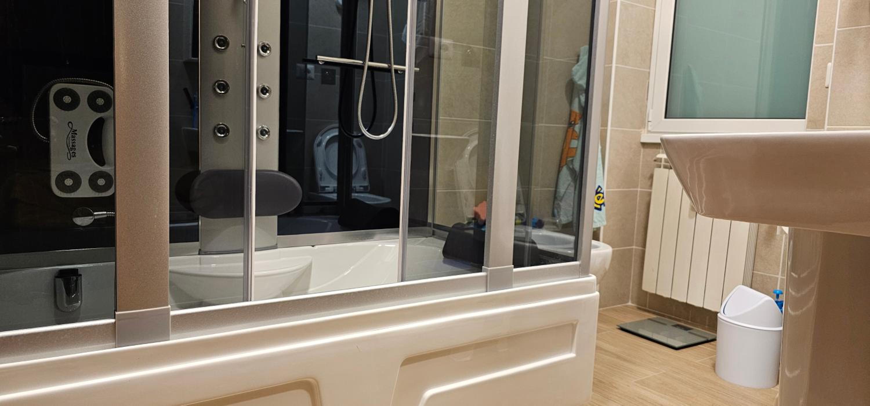 Deluxe Double Room with Bath photo 2