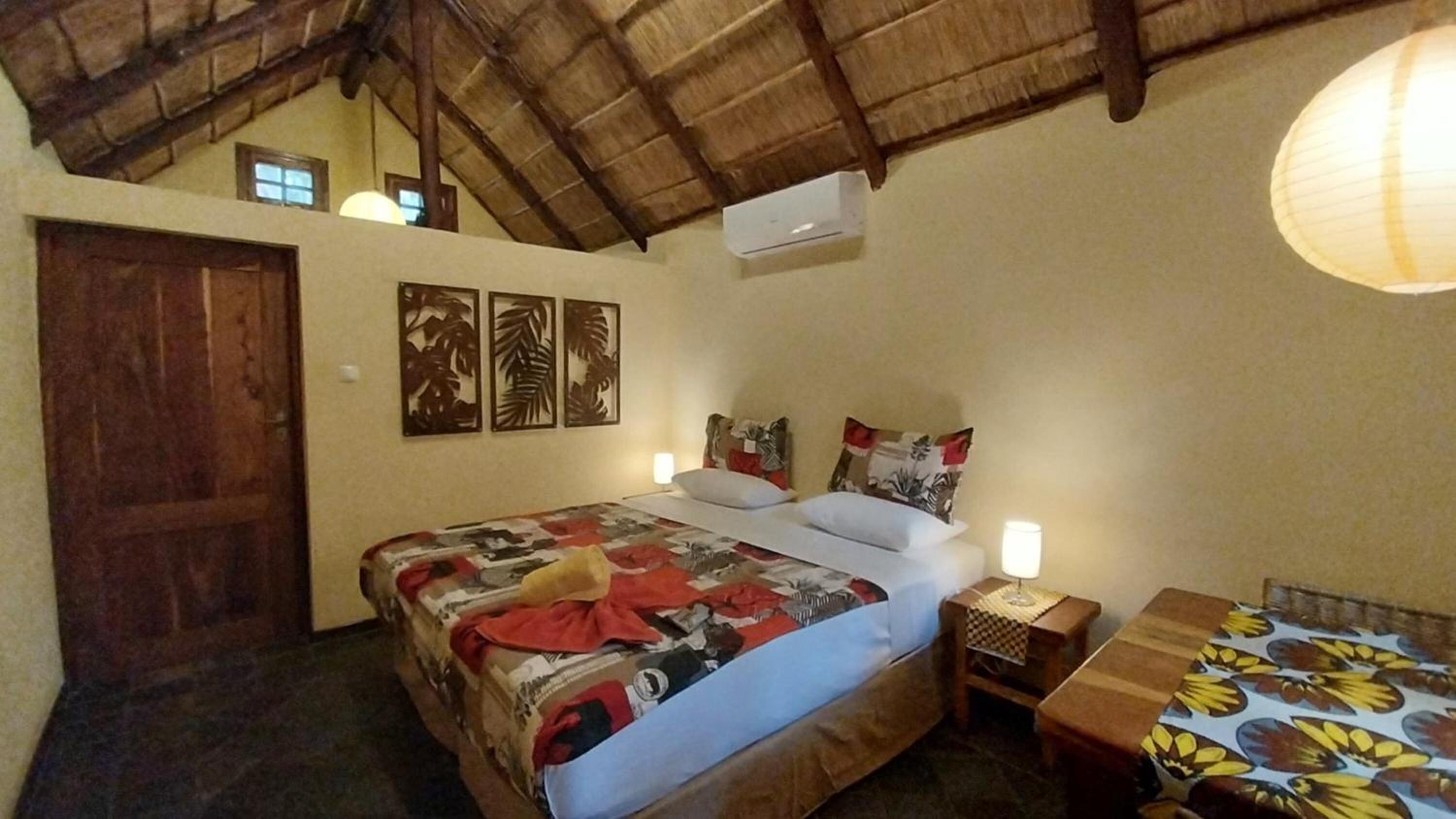Thatched Chalet With Private Bathroom