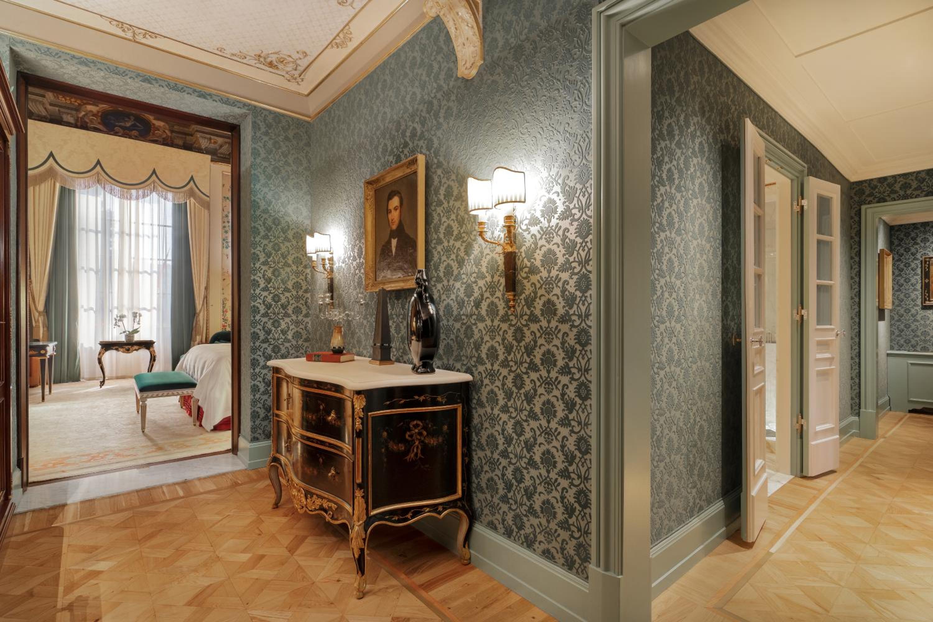Gallery Suite thumbnail 6