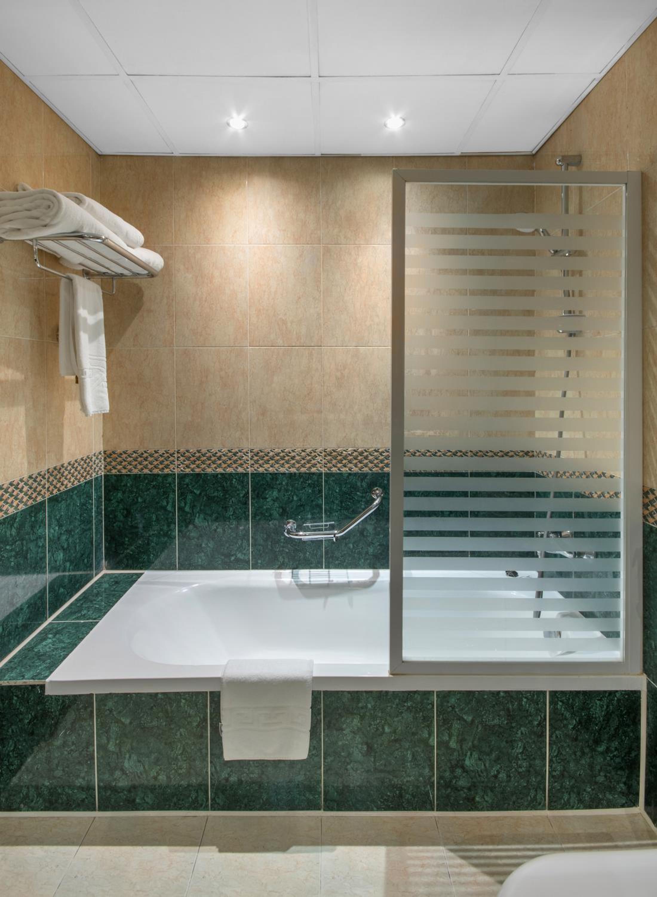 Family Suite thumbnail 5