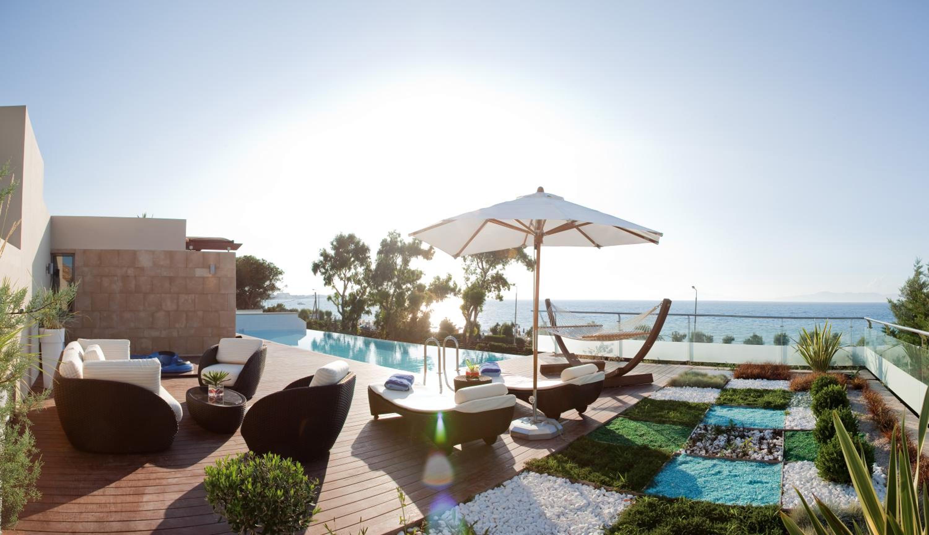 Amus Presidential with Private Pool Sea View