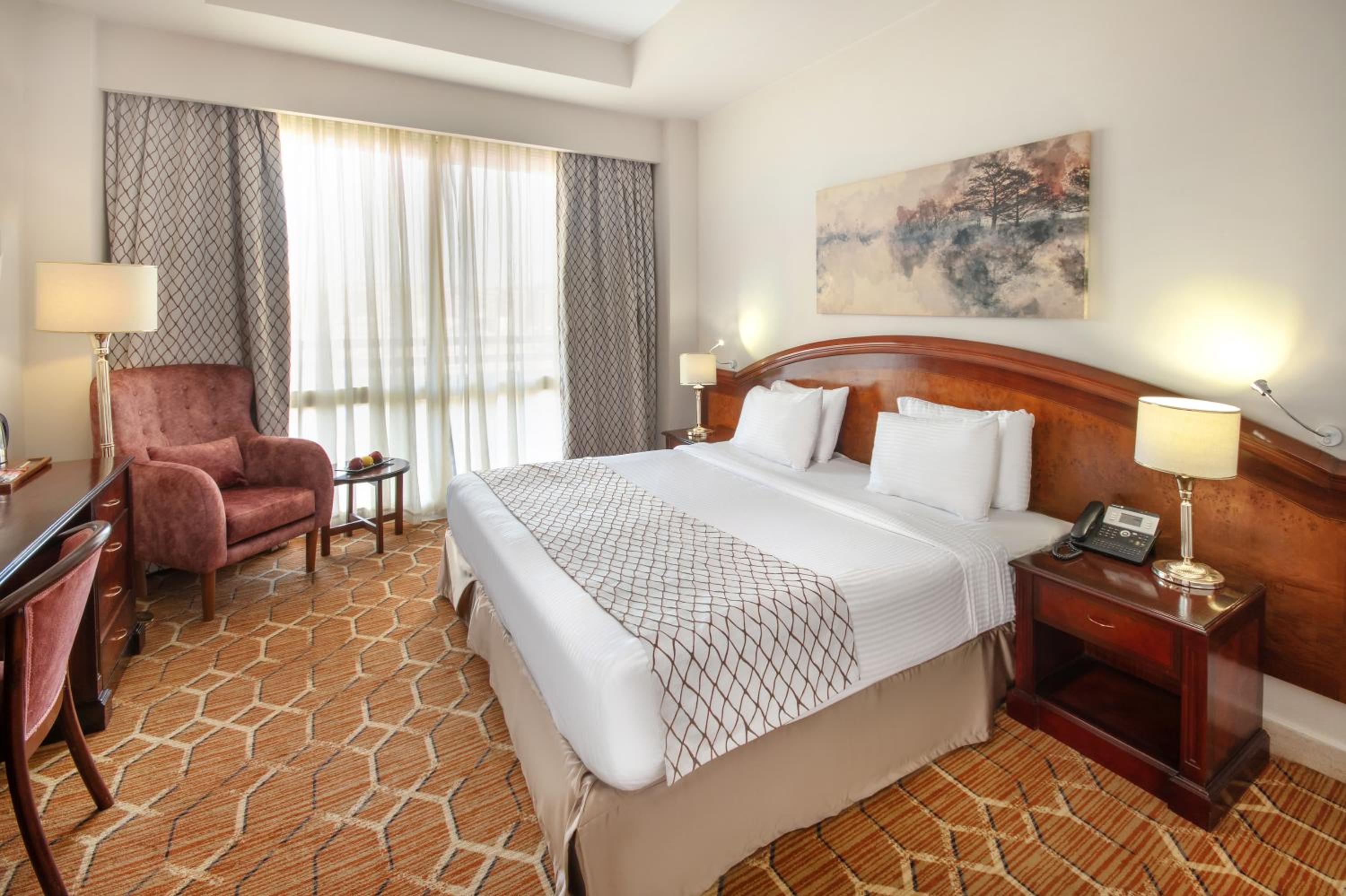 Deluxe Suite - King Bed