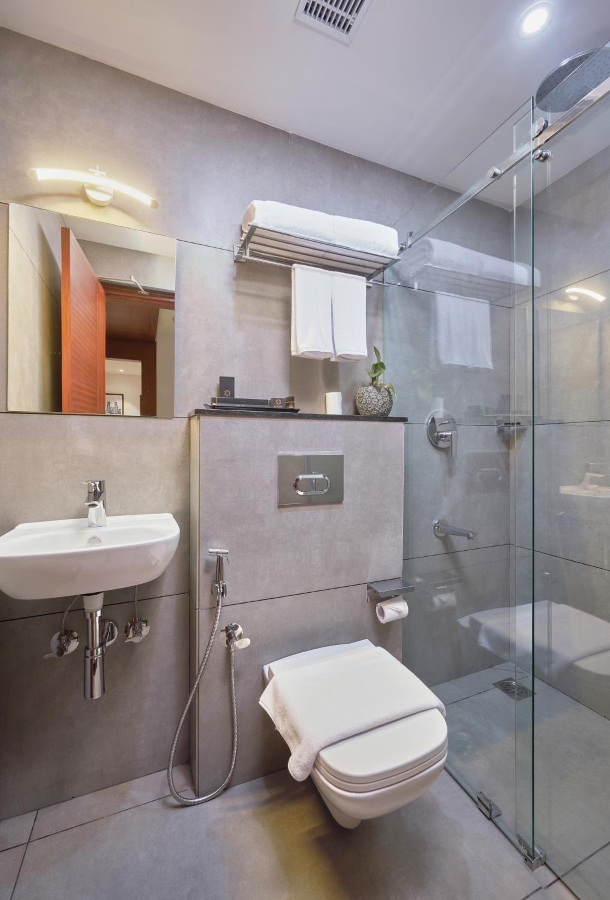 Suite - Photo 4