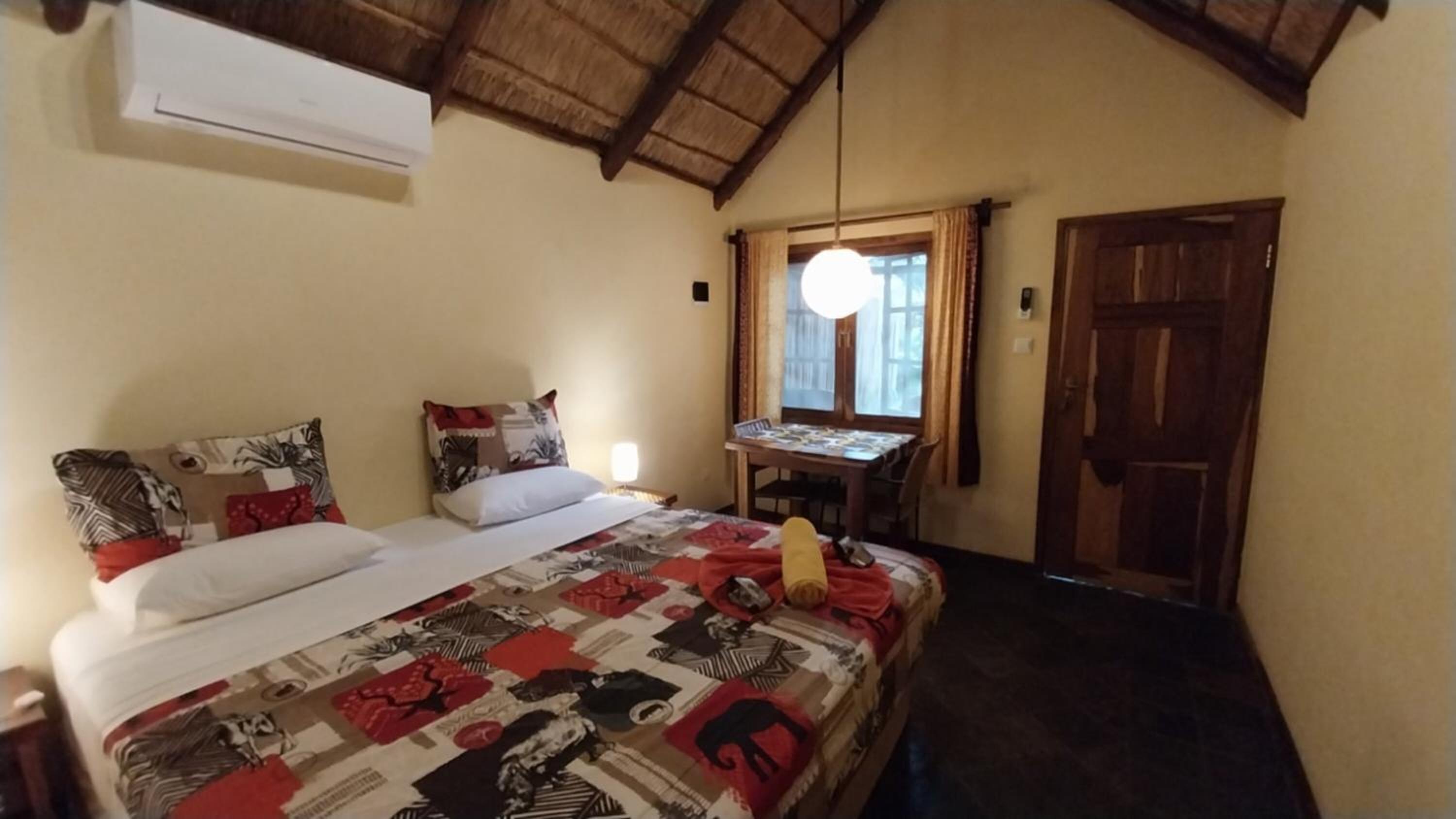 Thatched Chalet With Private Bathroom photo 2