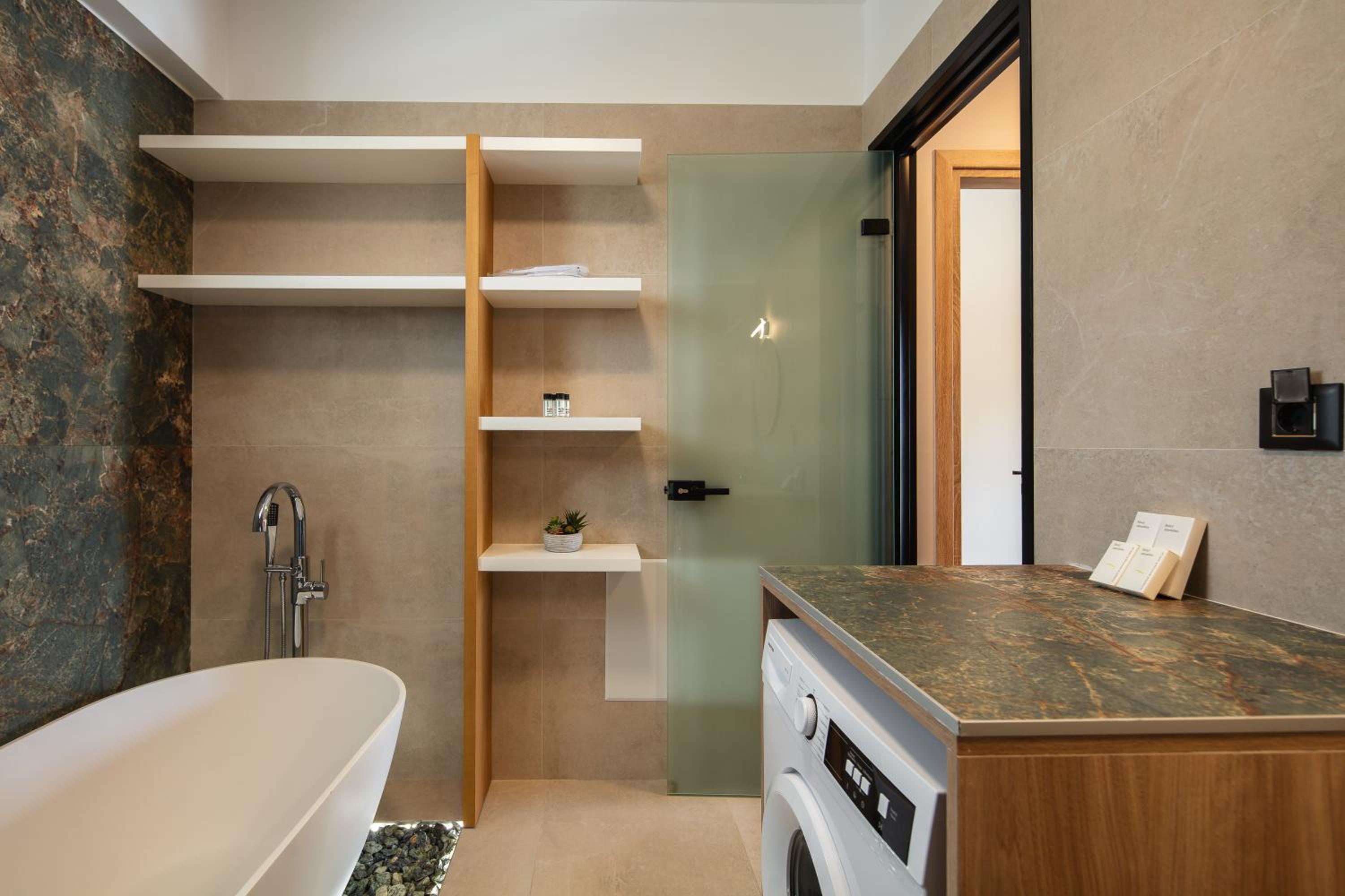Superior Suite with Pool View - Photo 2