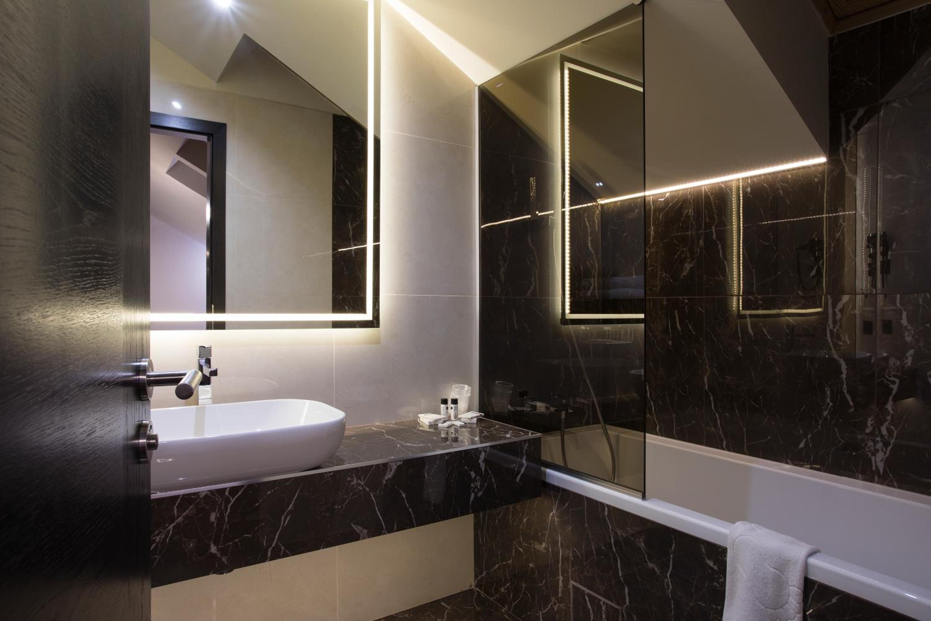 Superior Double Room photo 2