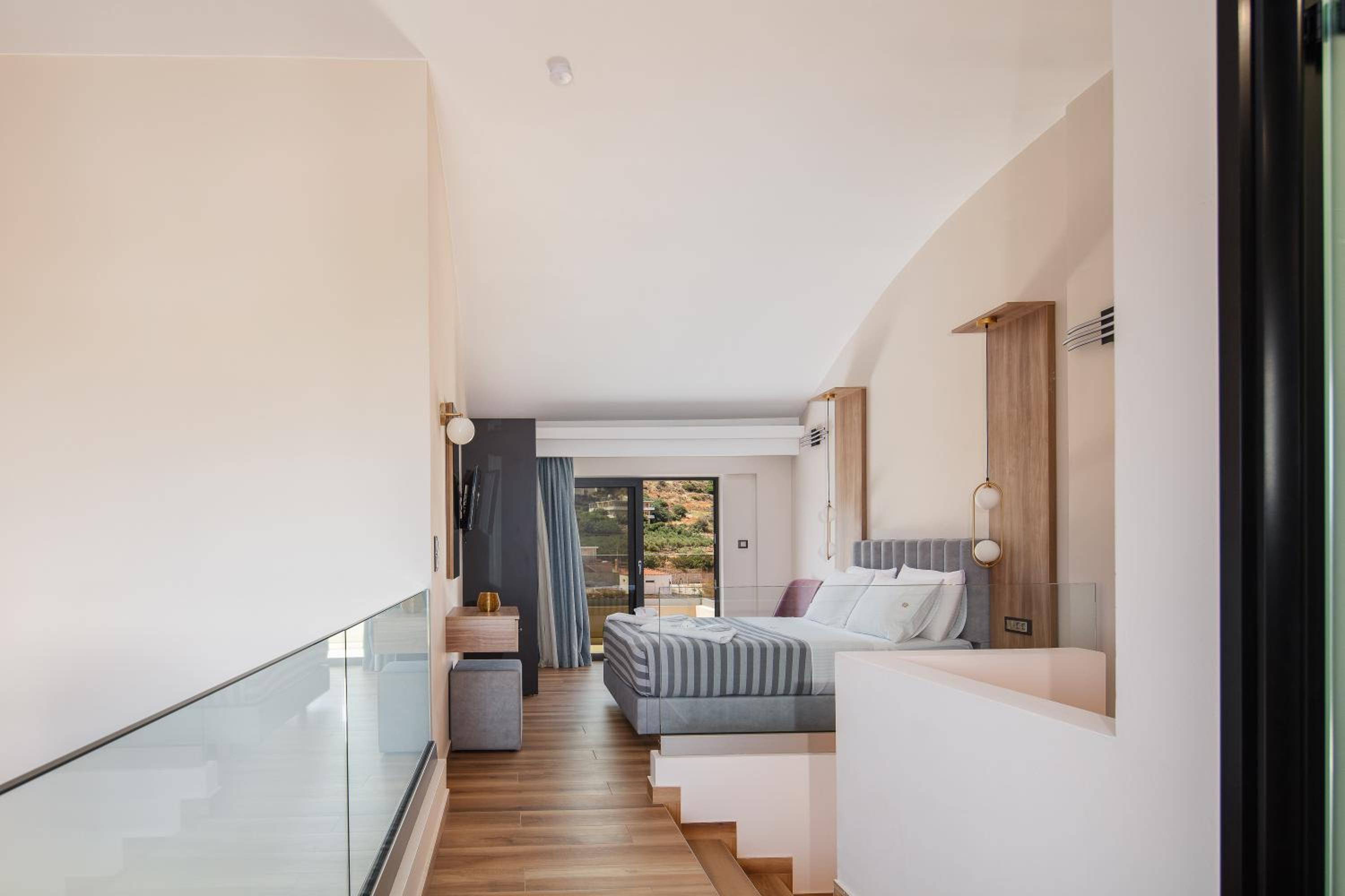 Two Bedroom Suite Split Level with Sea View - Photo 20