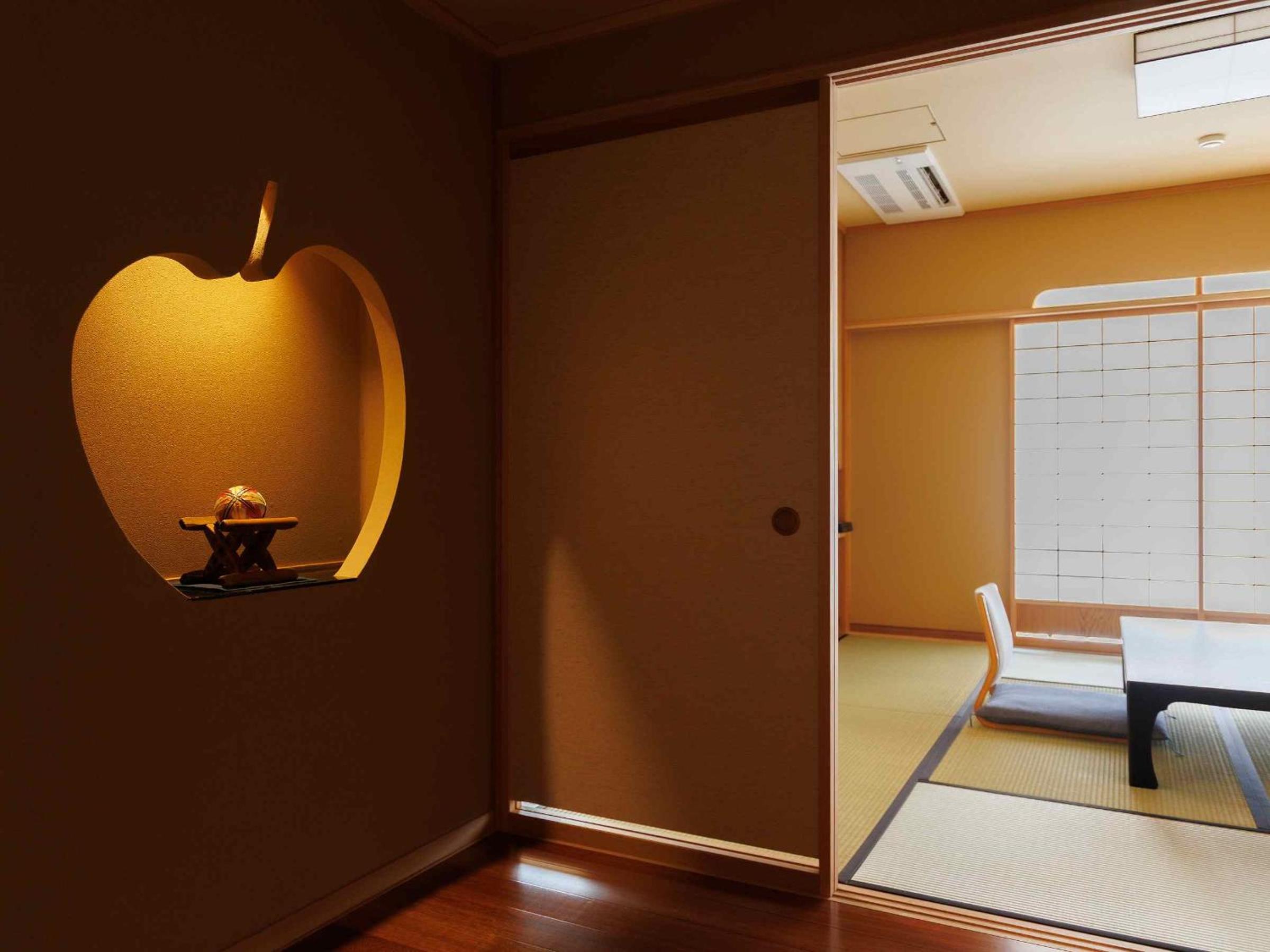 Deluxe Twin Room, photo 6