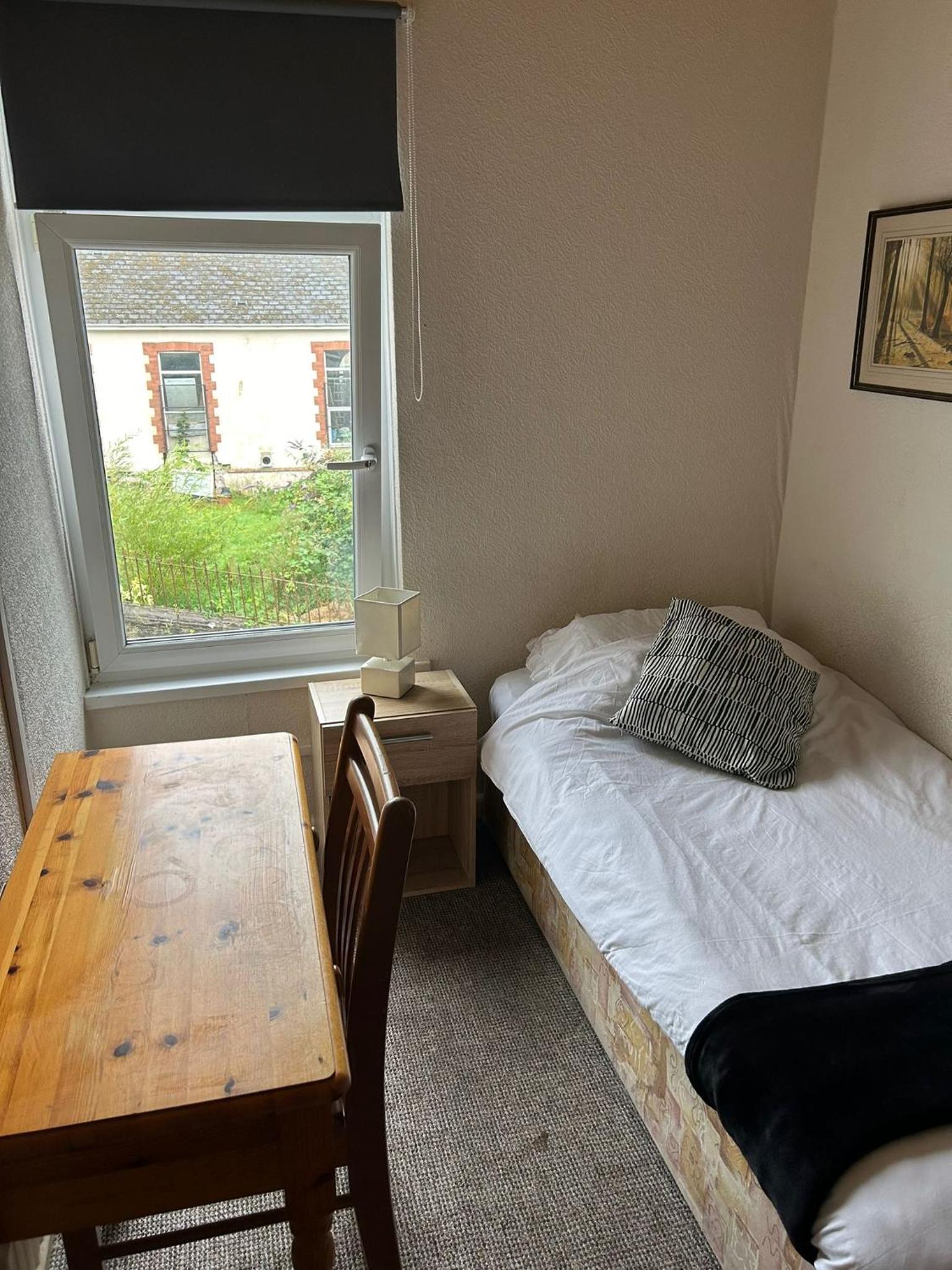 Single Room photo 2