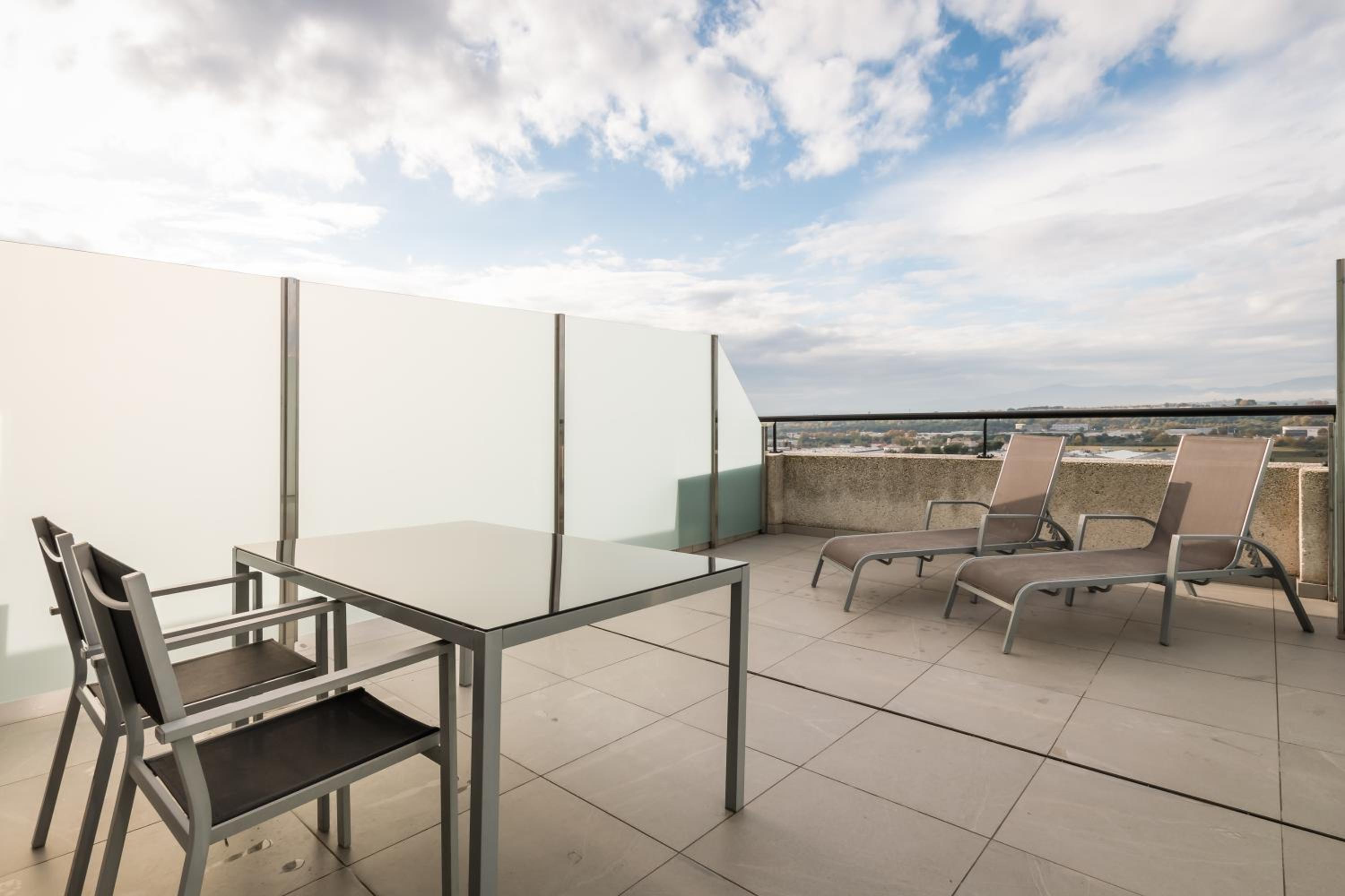 Deluxe Double Room with Terrace photo 2