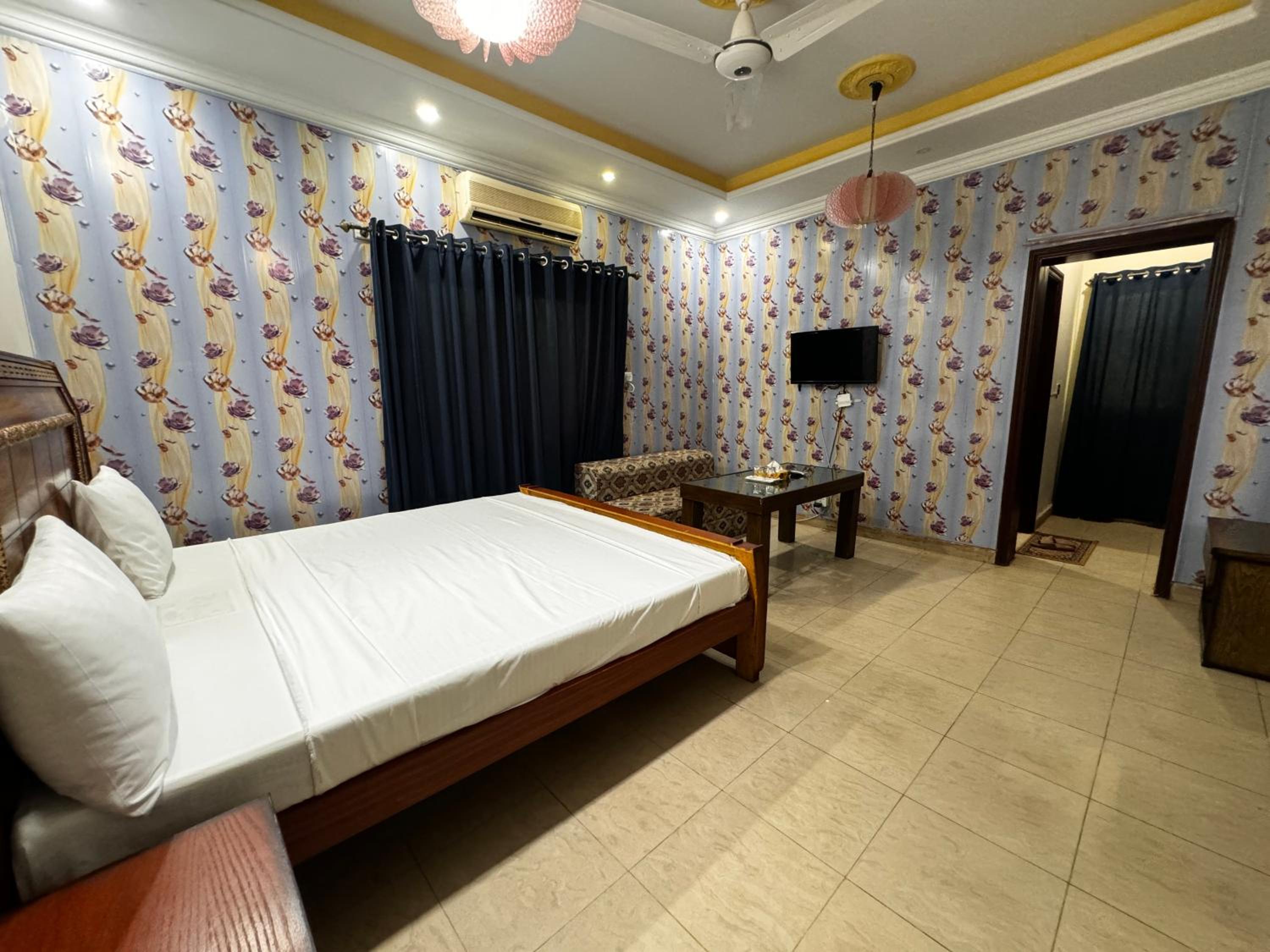 Executive Suite photo 3