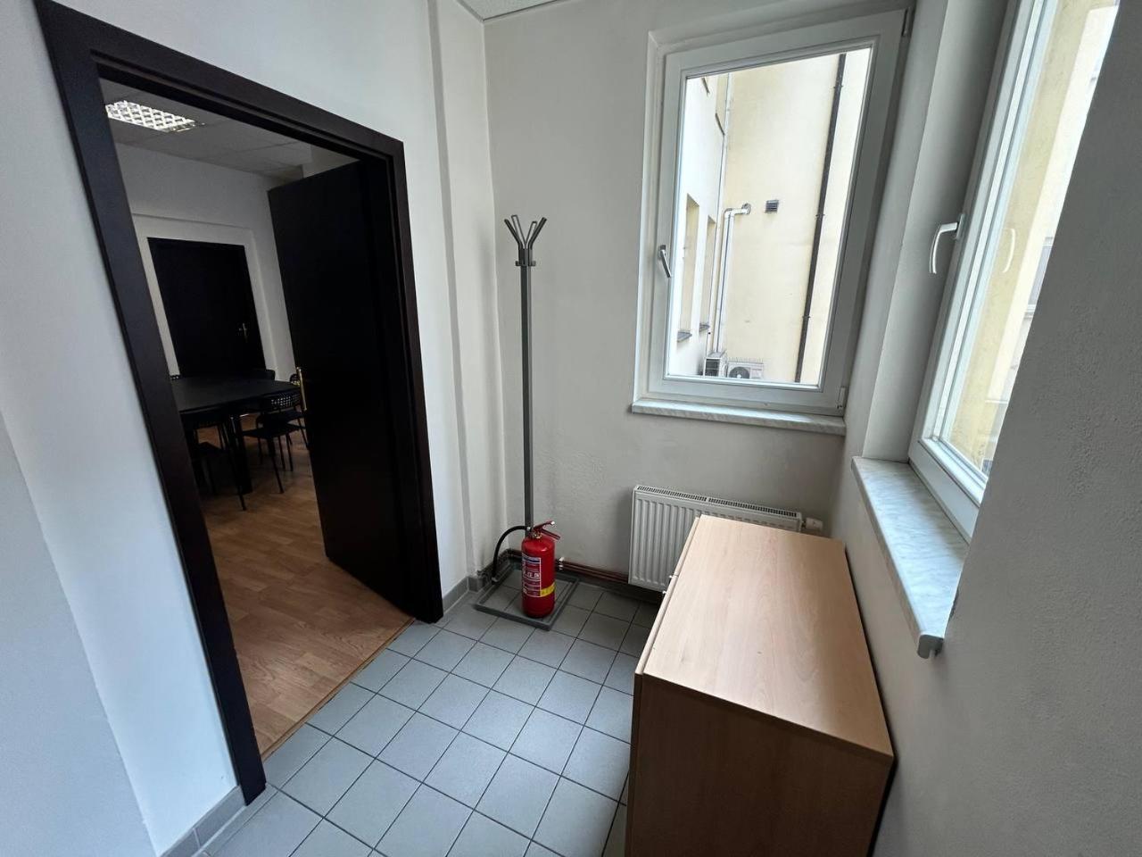Apartment thumbnail 5