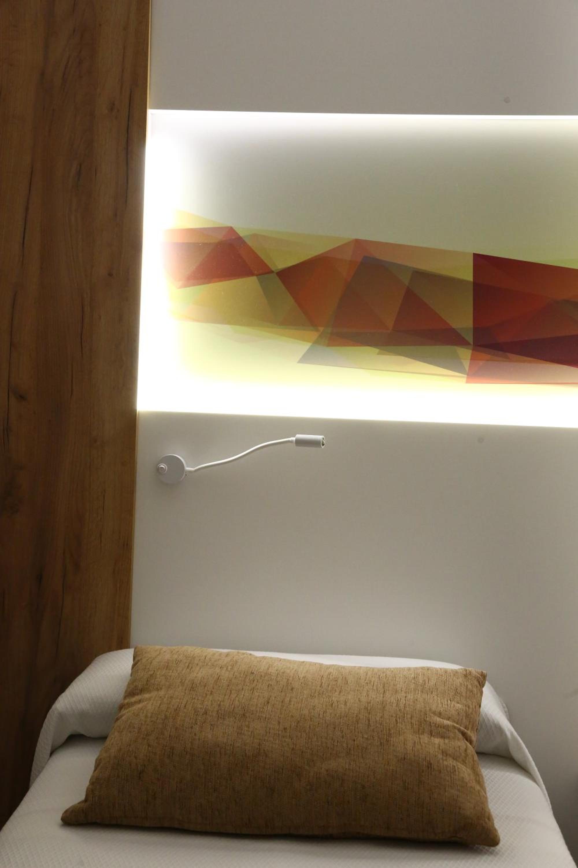 Single Room photo 2
