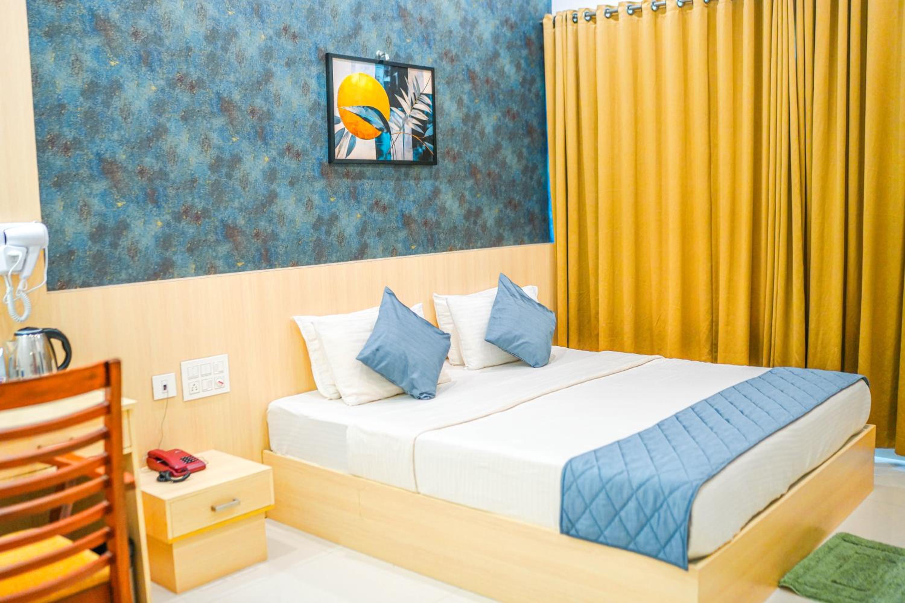 Deluxe Double Room - Photo 1