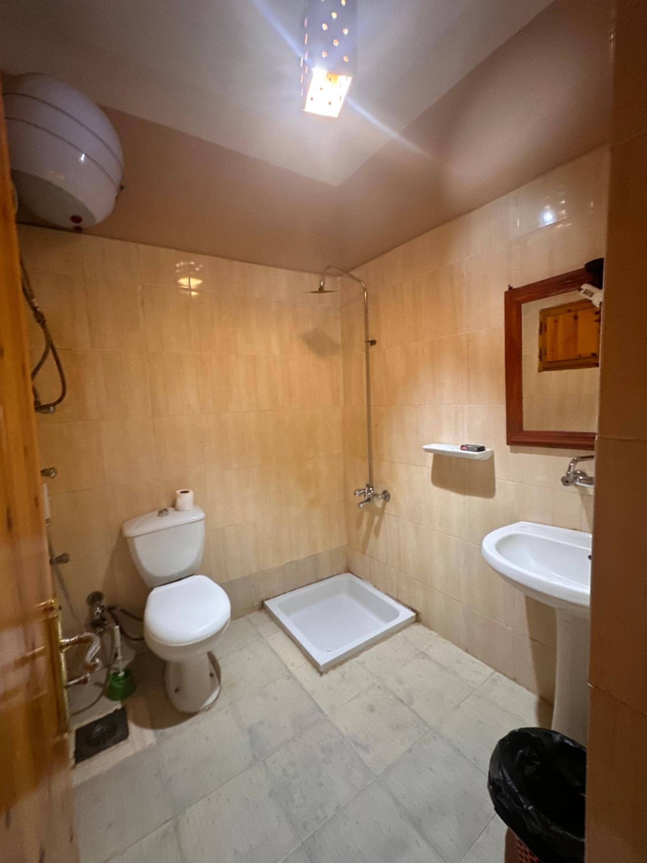 Standard Double or Twin Room - Photo 5