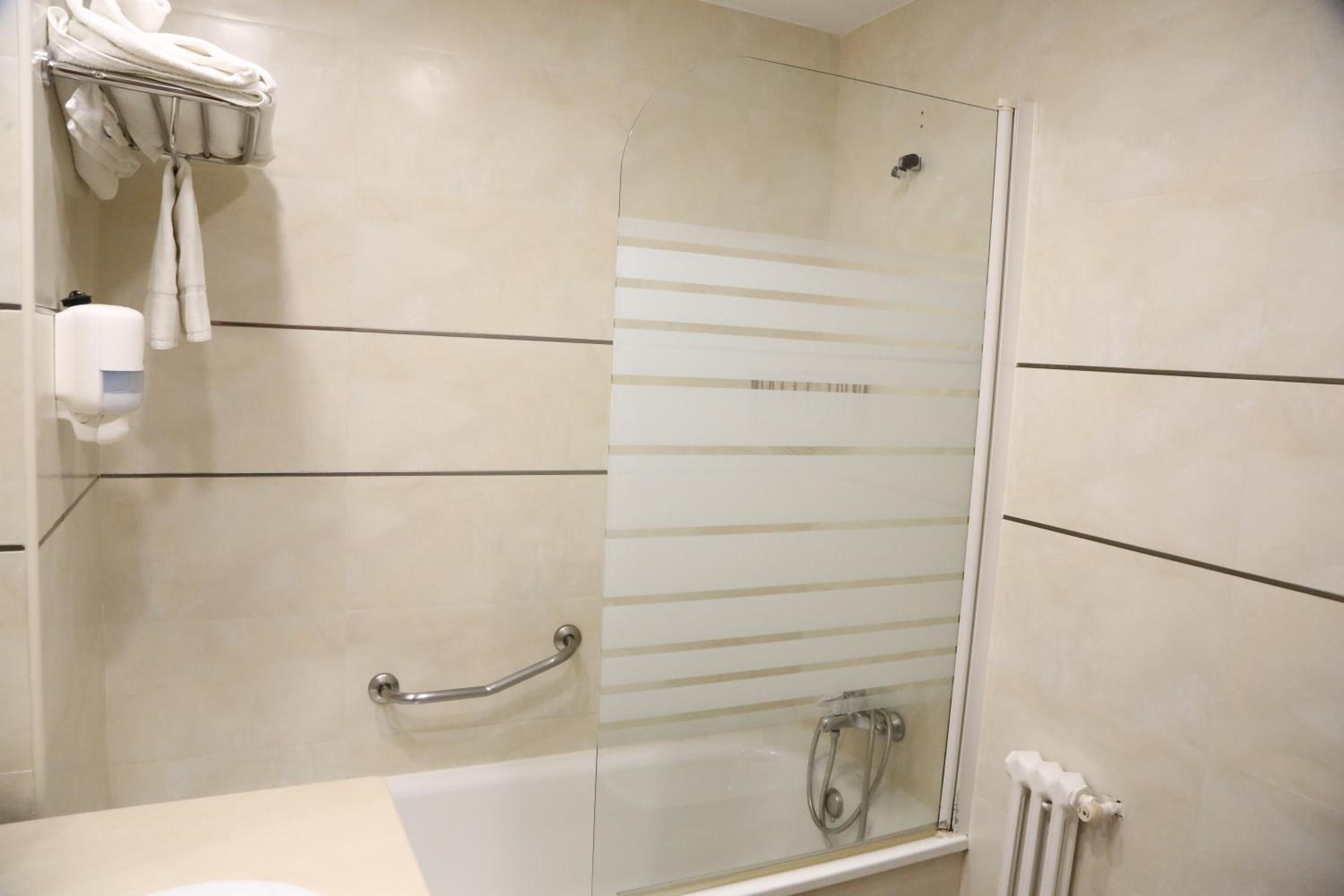 Twin Room photo 2