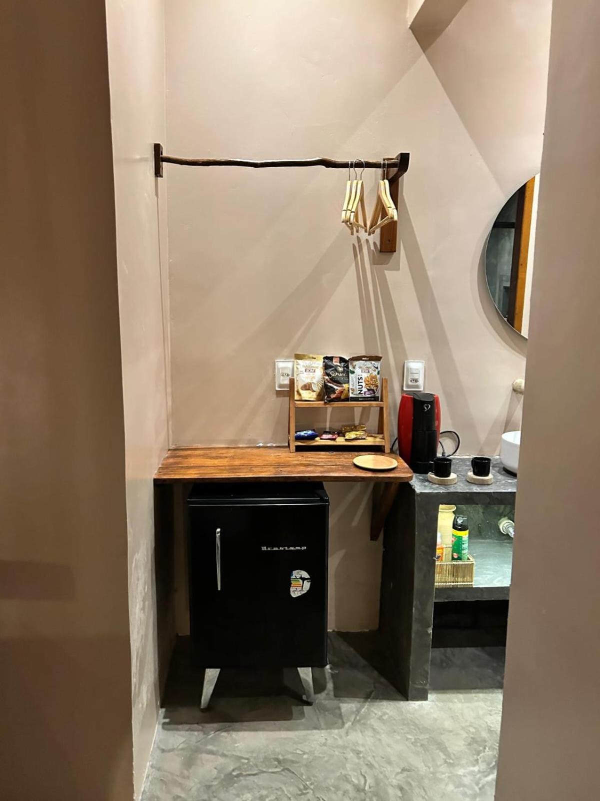 Budget Double Room photo 3