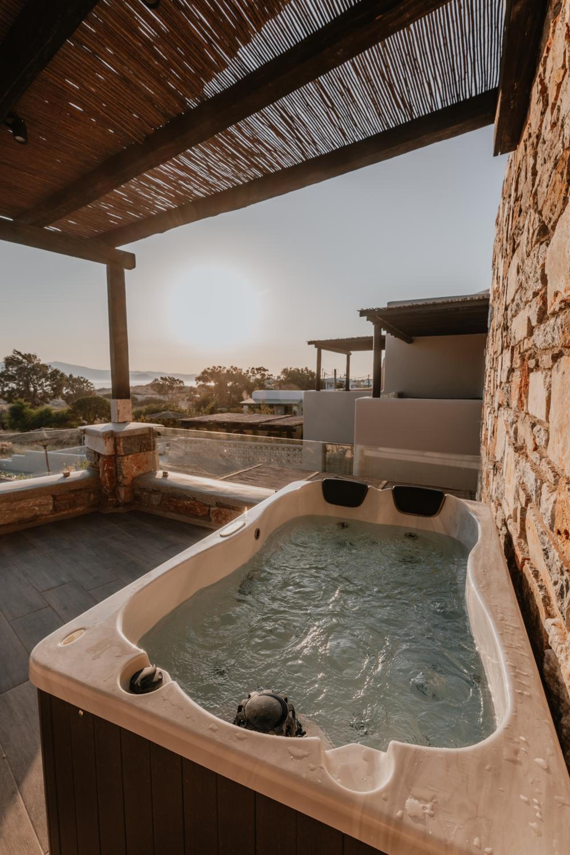 Executive Suite with Private Jacuzzi (no access to swimming pool) - Photo 26