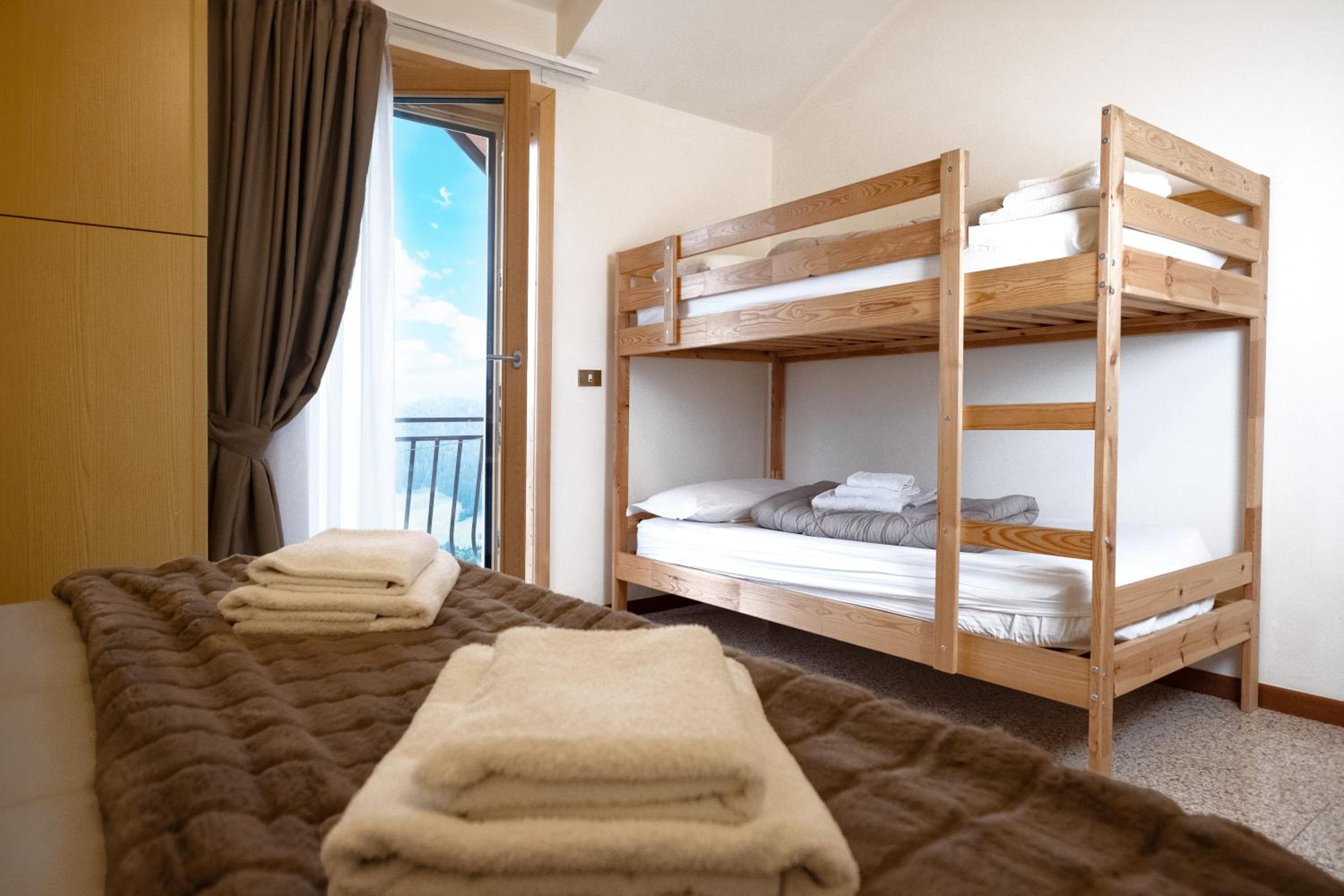 Standard Quadruple Room photo 3
