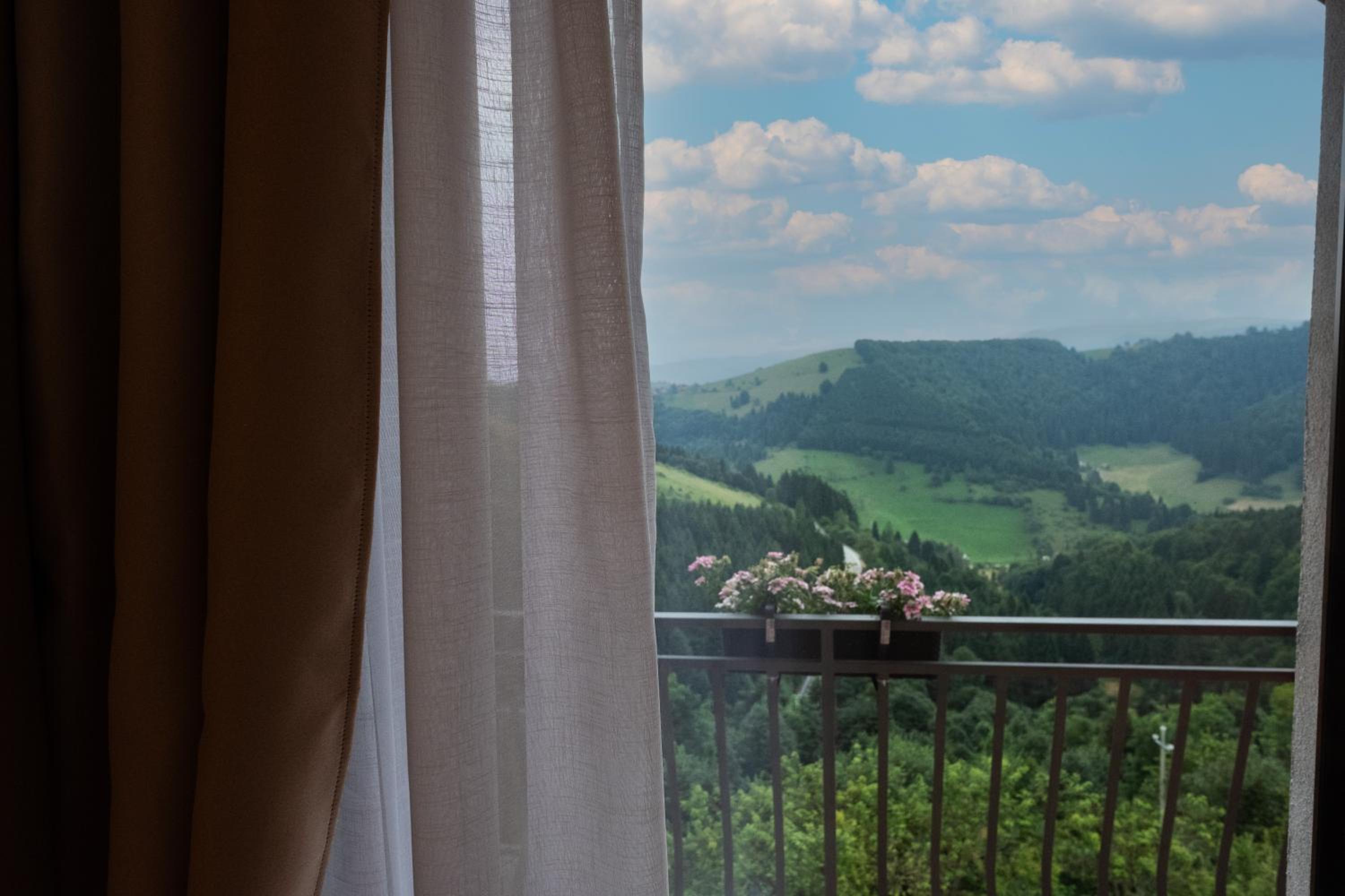 Triple Room with Mountain View - Photo 2