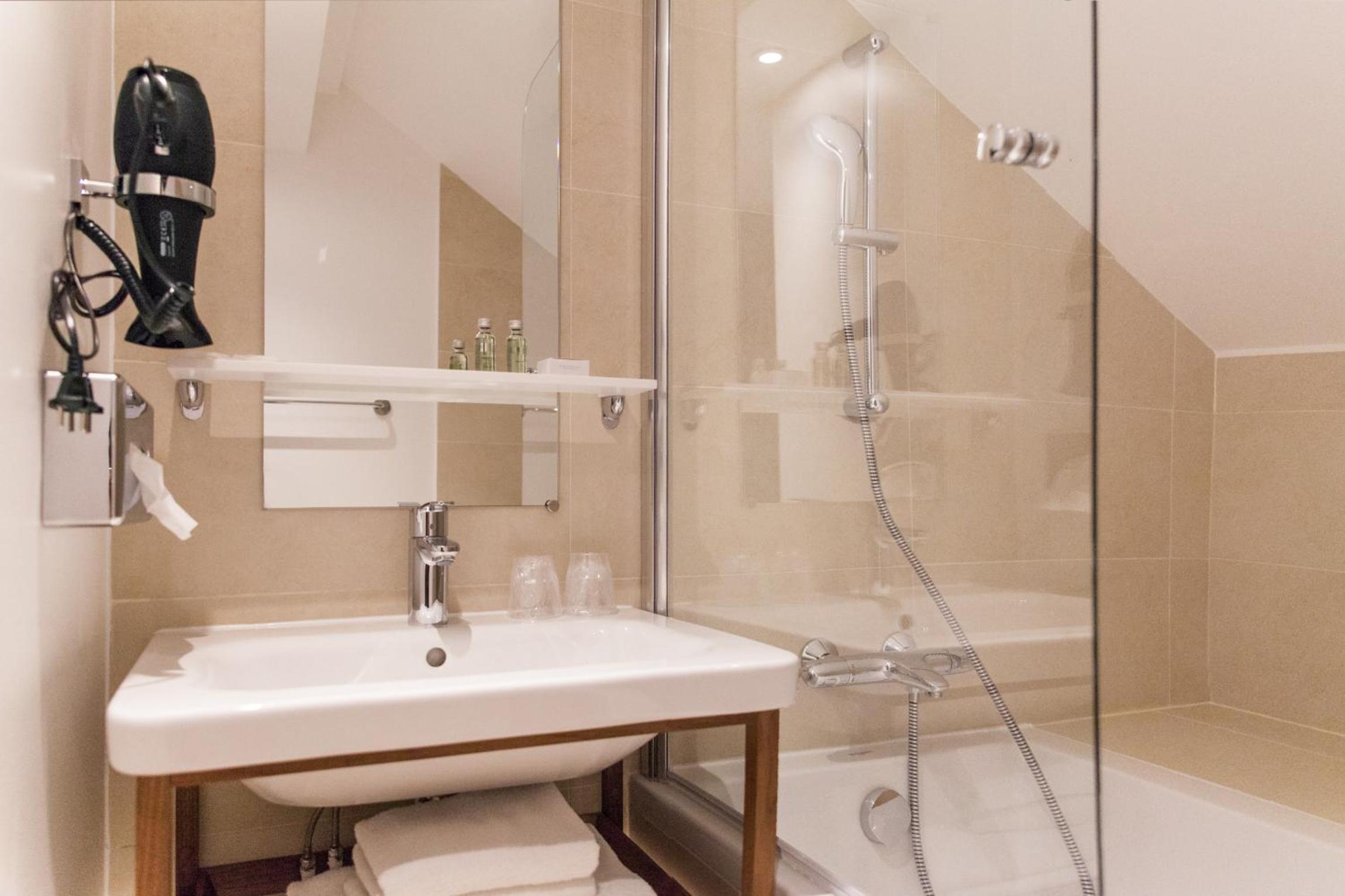 Superior Double Room - Photo 6
