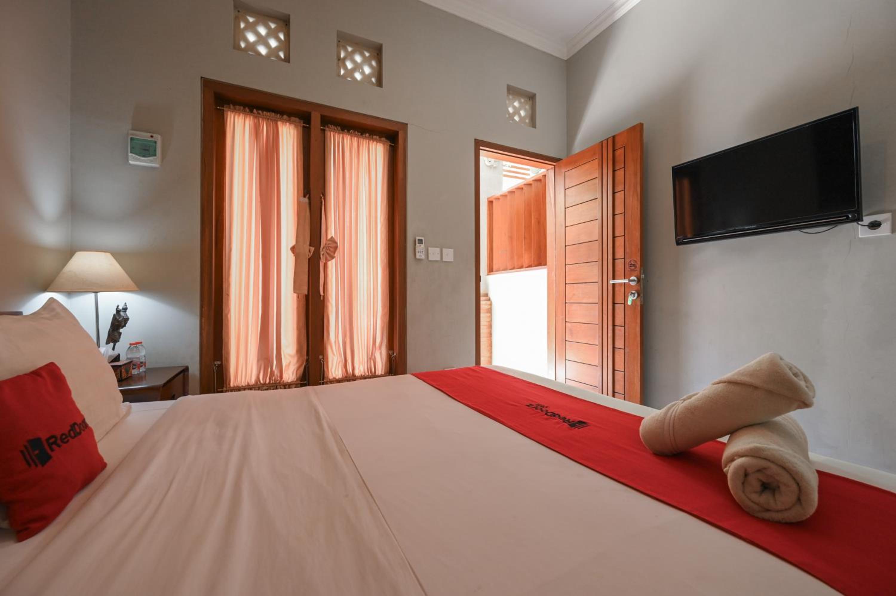 Double Room - Photo 17