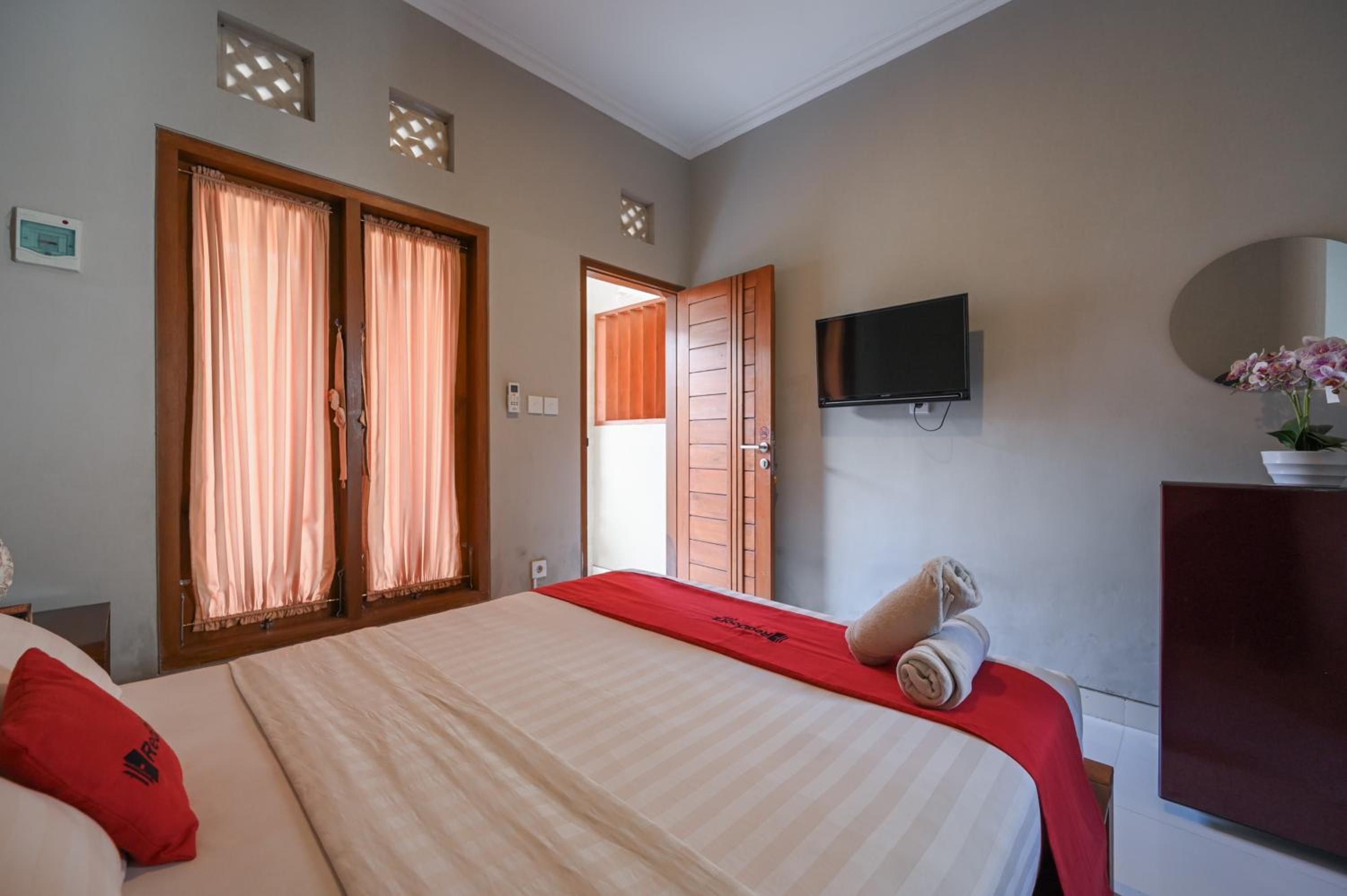 Double Room - Photo 3