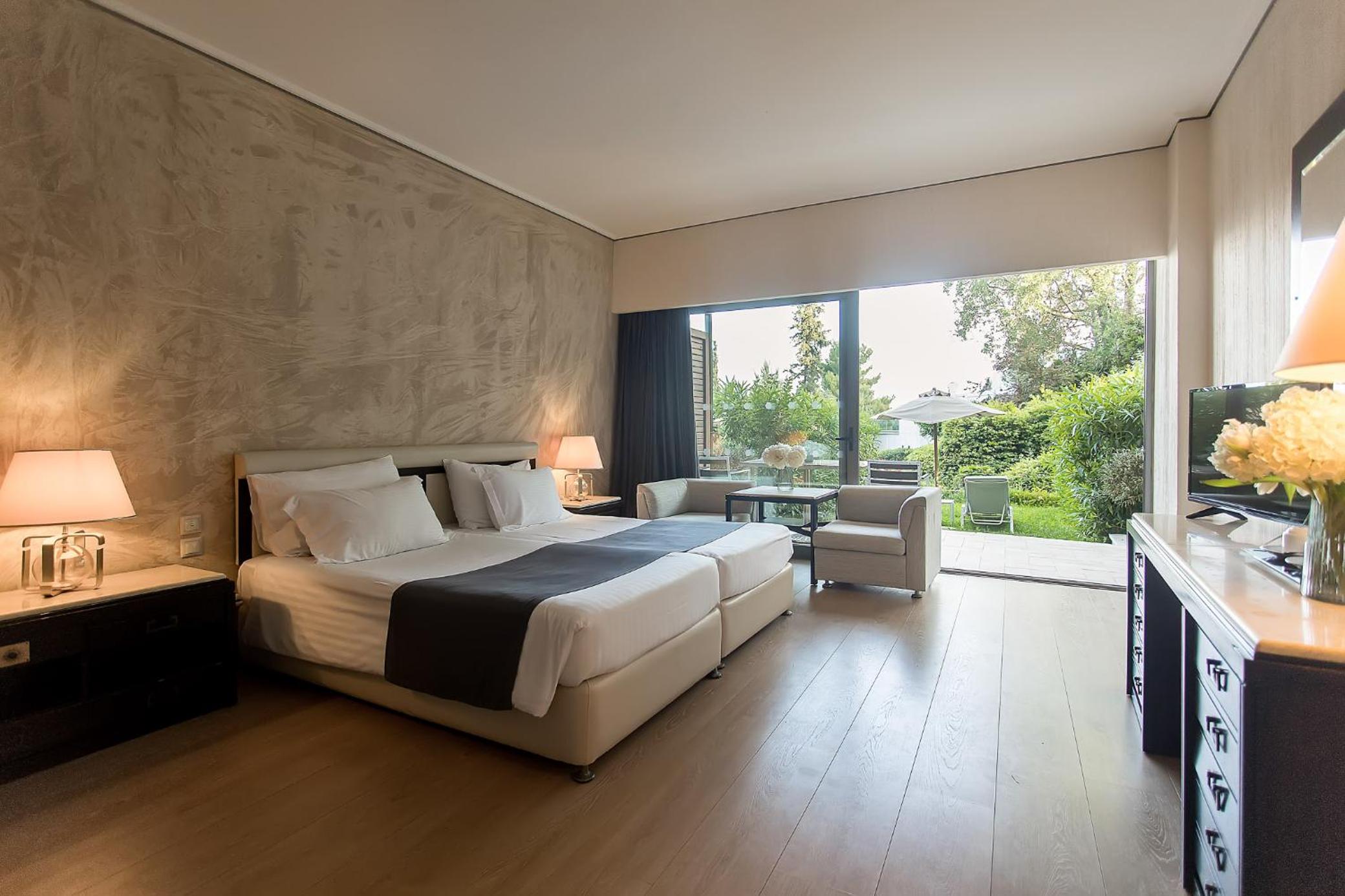 Twin Room with Sea View - Photo 1
