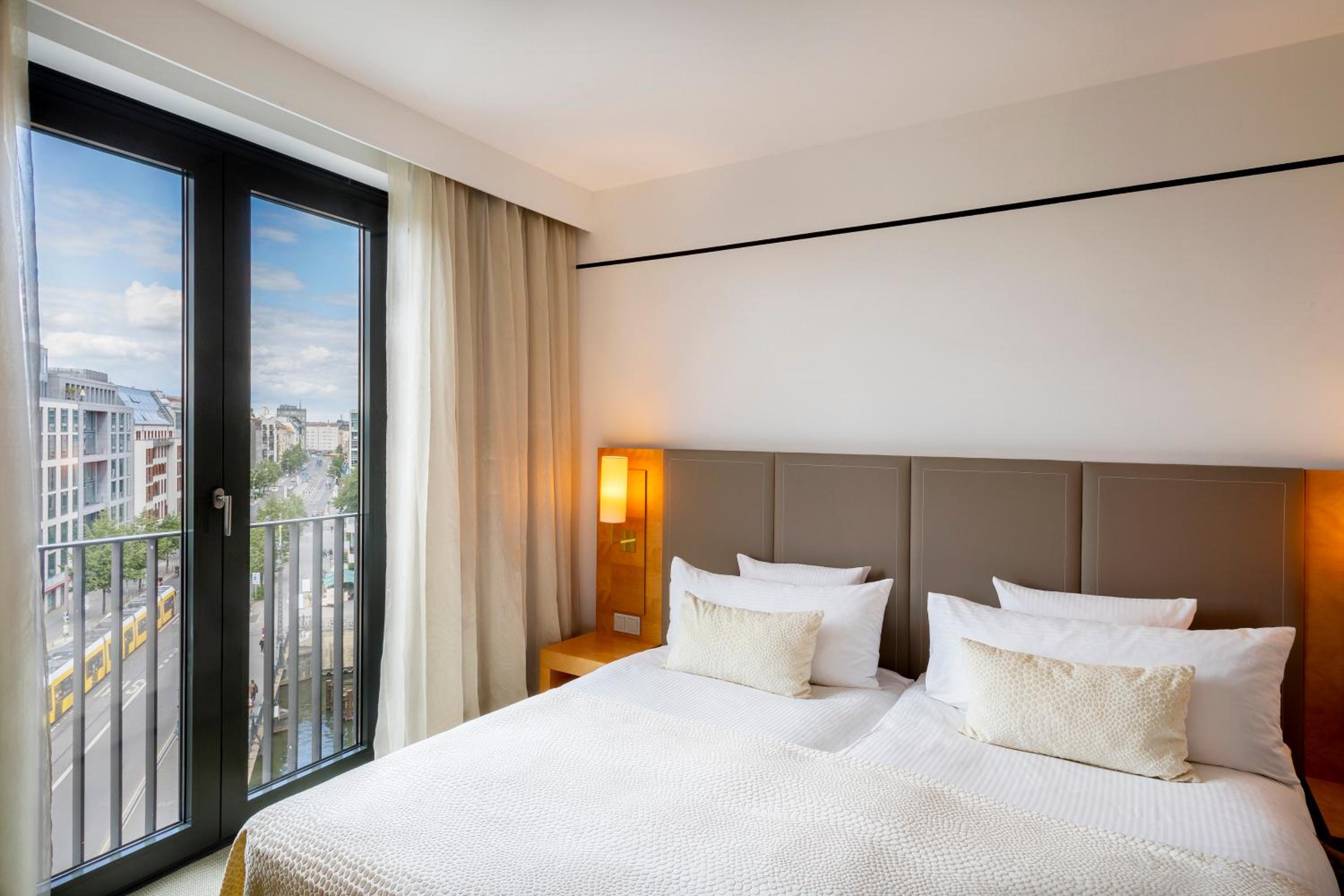 Premium Double Room with River View - Photo 1