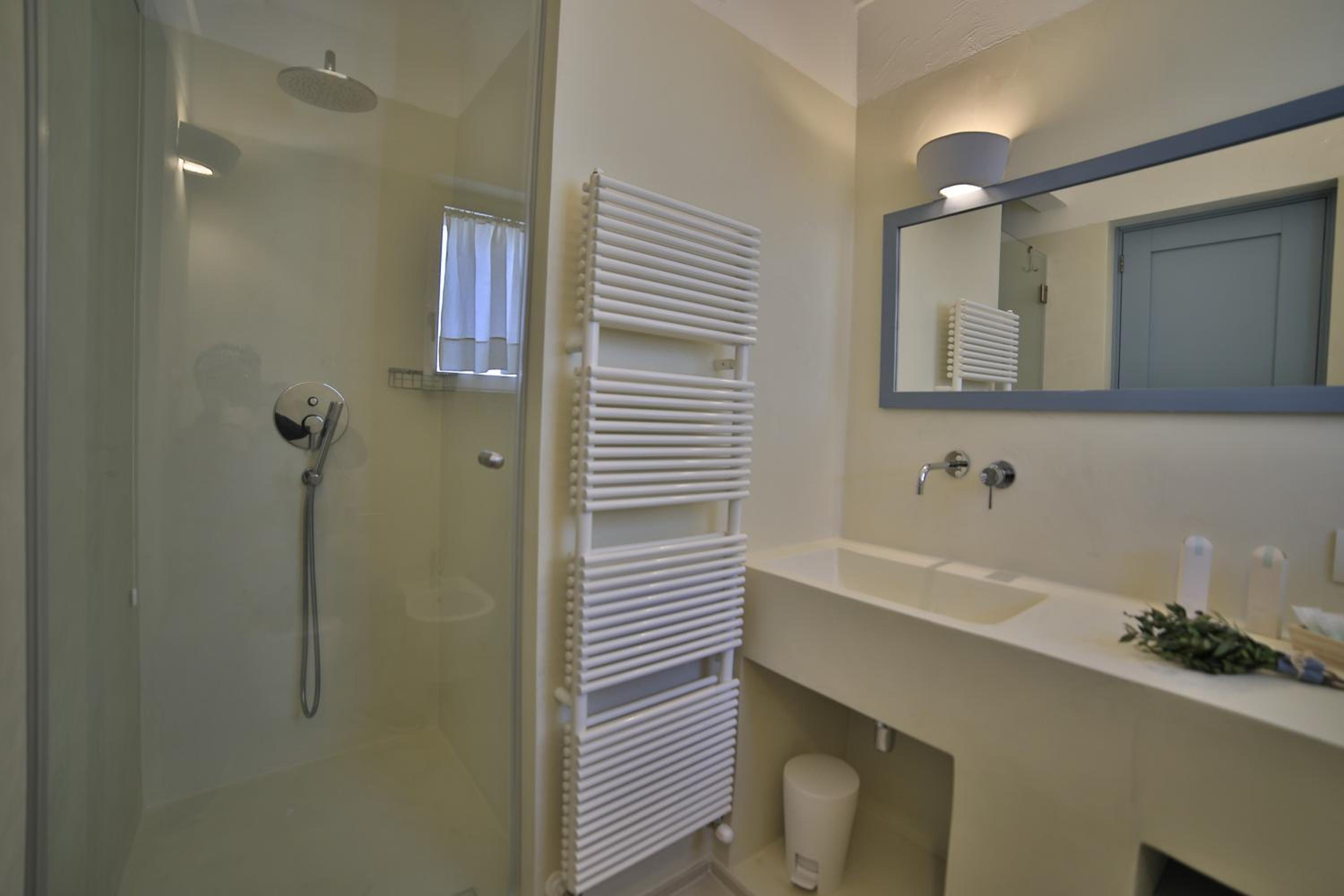 Suite - Photo 6