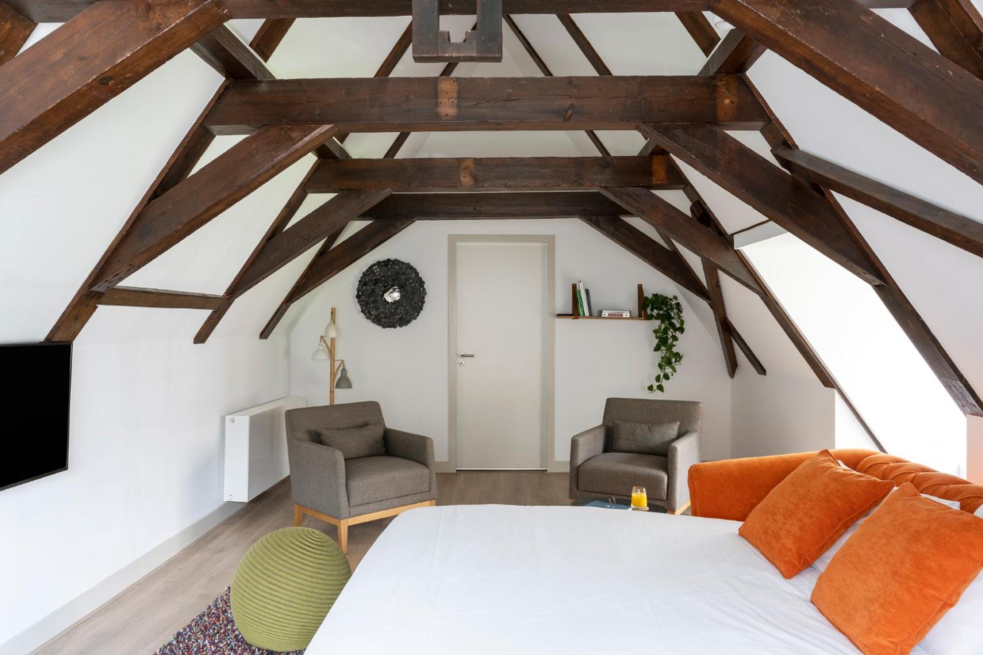 Two-Bedroom House - Garden View