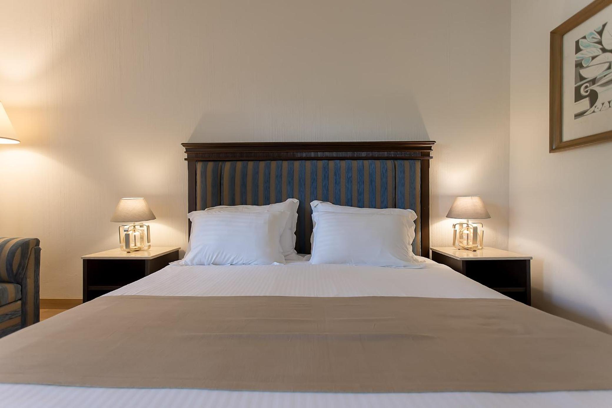 Standard Double Room - Photo 2