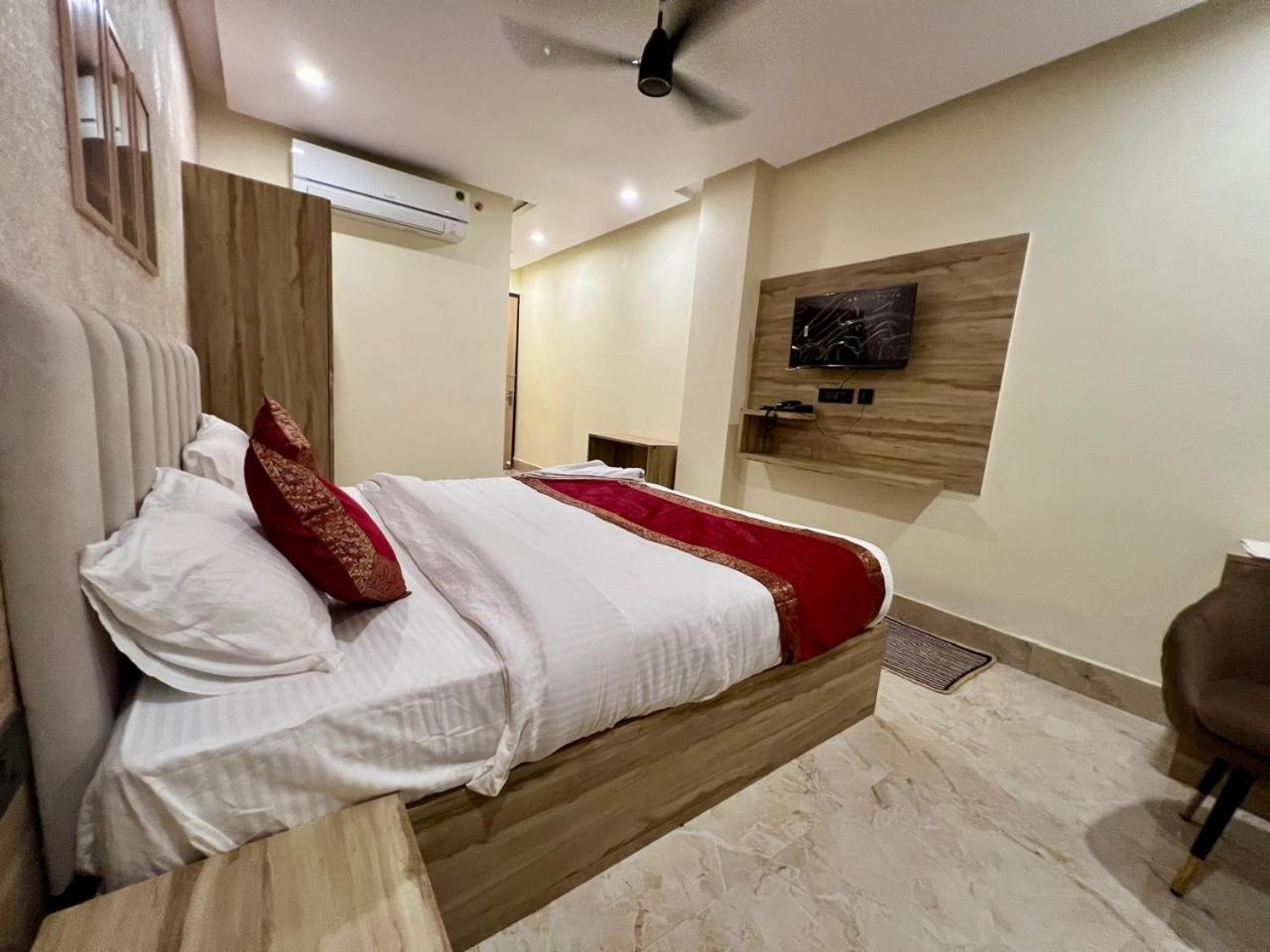 Economy Double Room - Photo 3