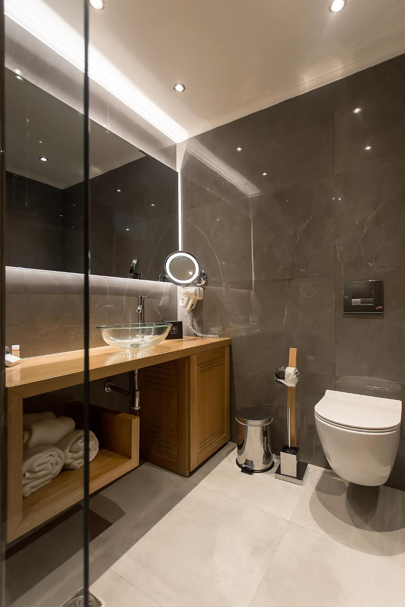 Deluxe Family Bungalow with Private Pool - Photo 4