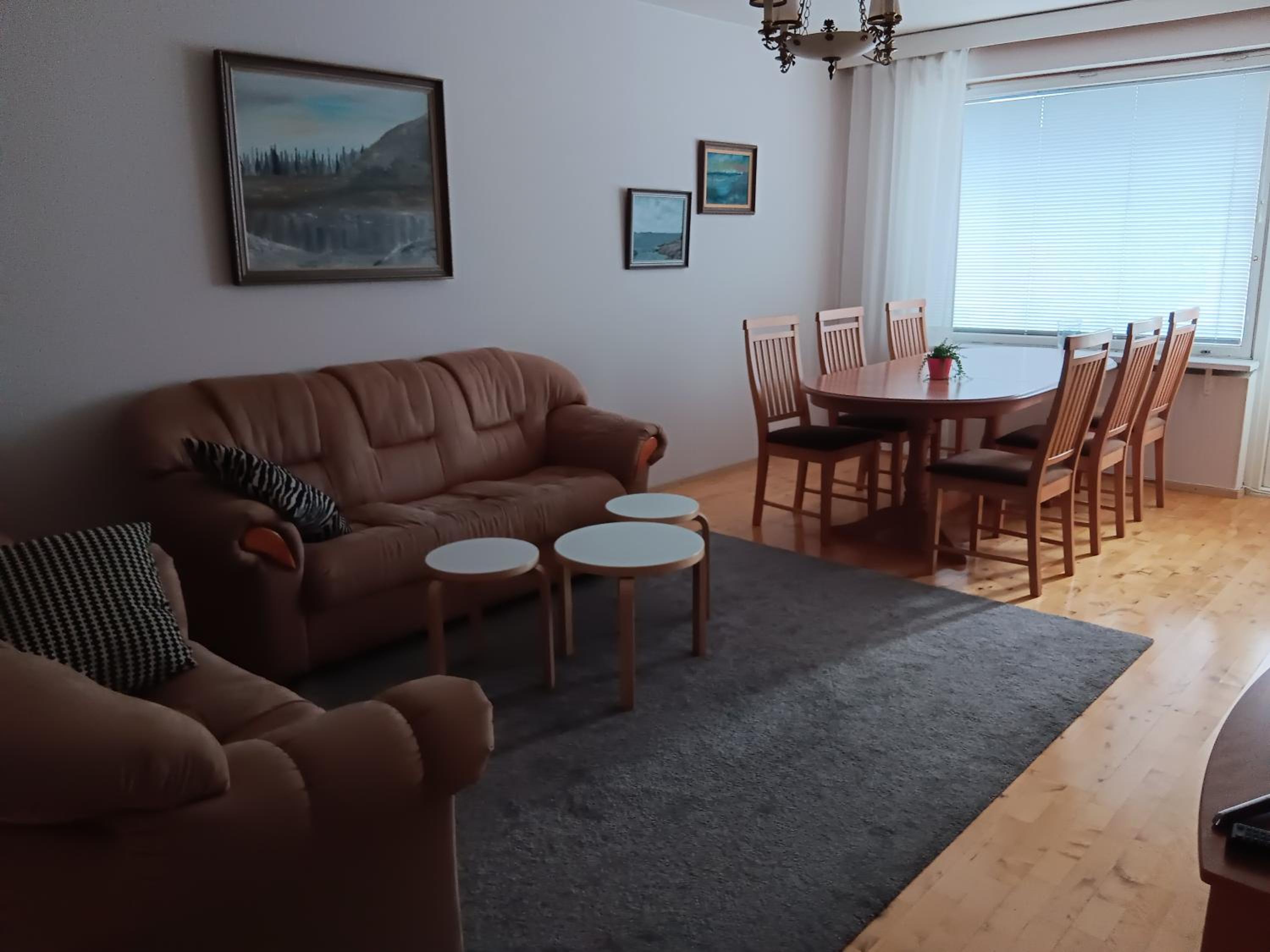 One-Bedroom Apartment - Photo 11