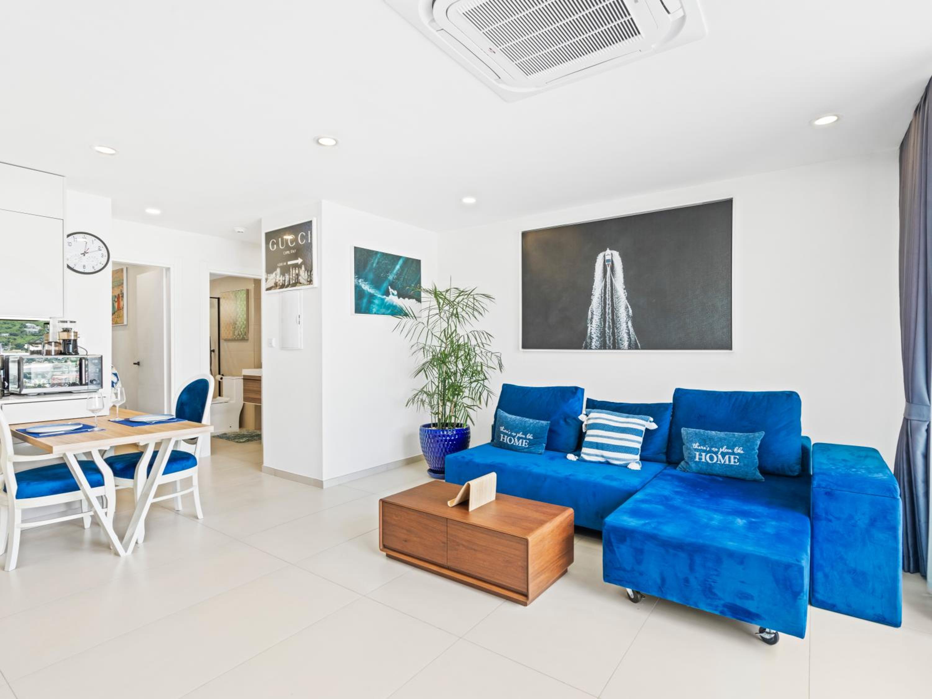 One-Bedroom Apartment with Balcony