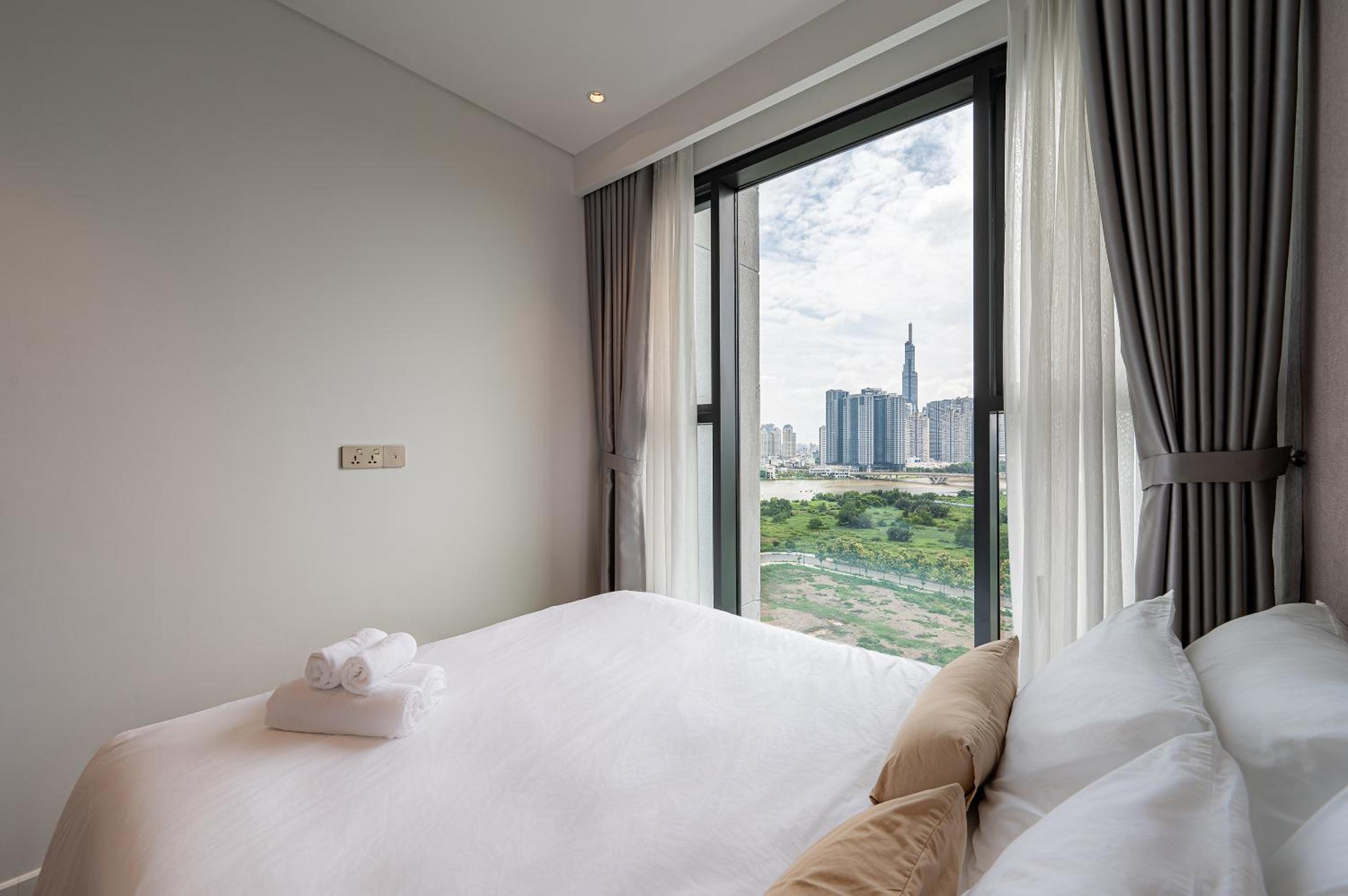Two-Bedroom Standard Apartment - Photo 2