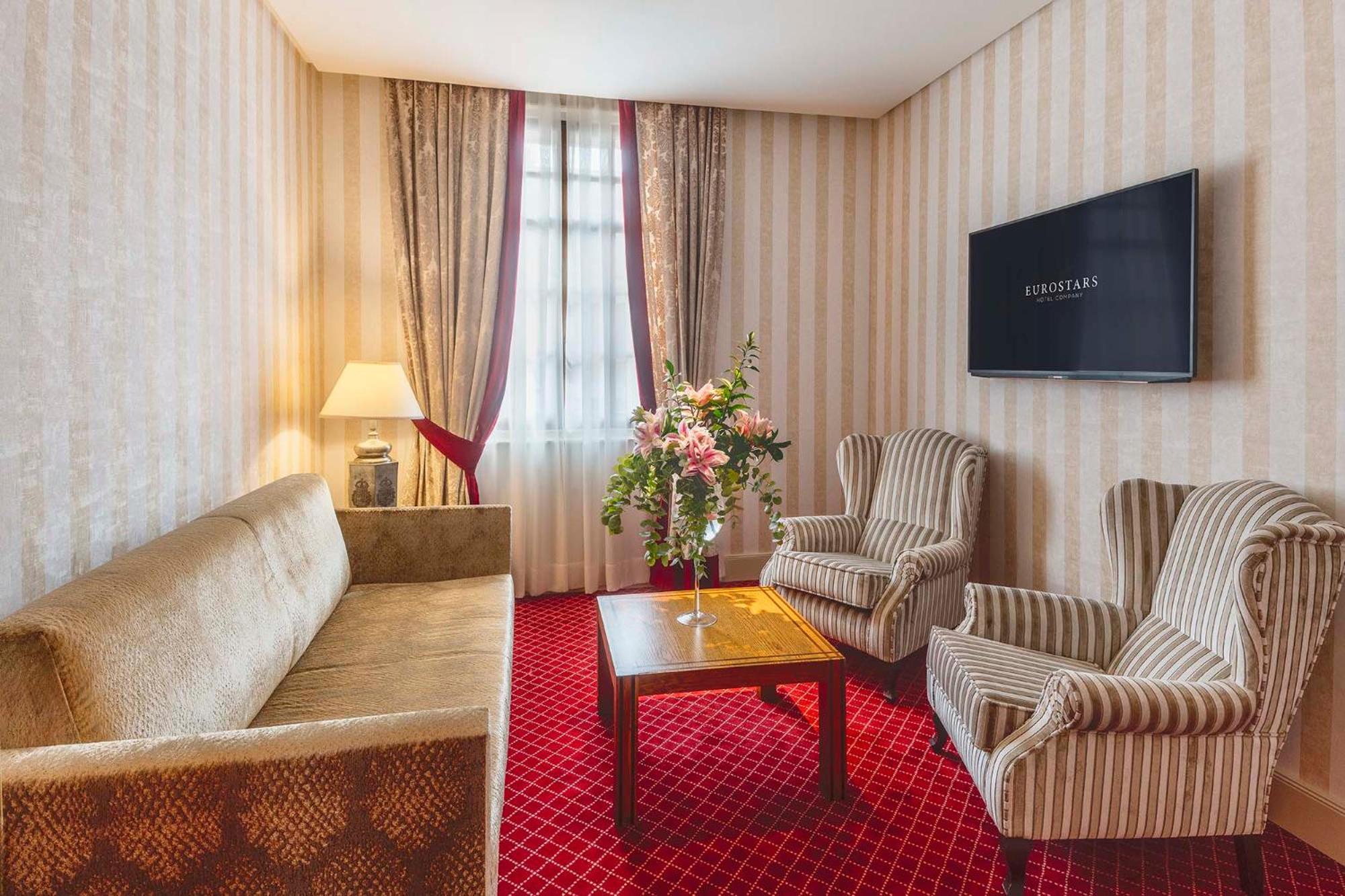 Junior Suite - Photo 8