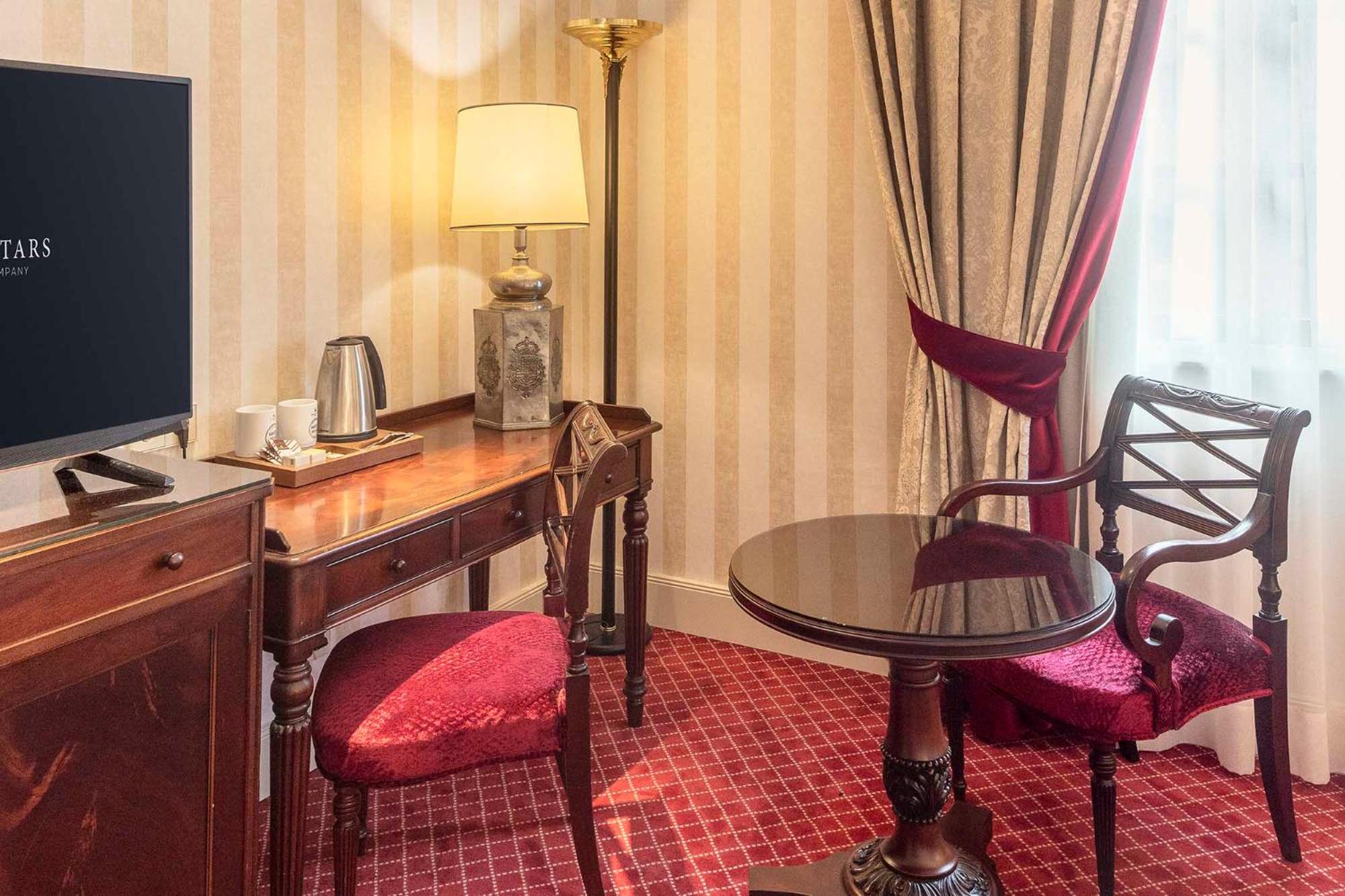 Deluxe Double or Twin Room - Photo 3