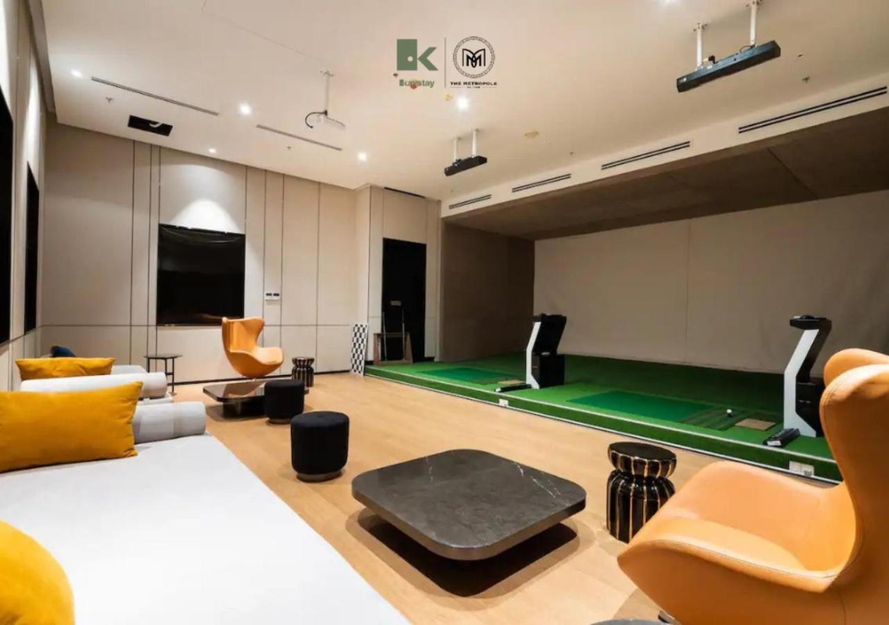 Two-Bedroom Standard Apartment - Photo 3