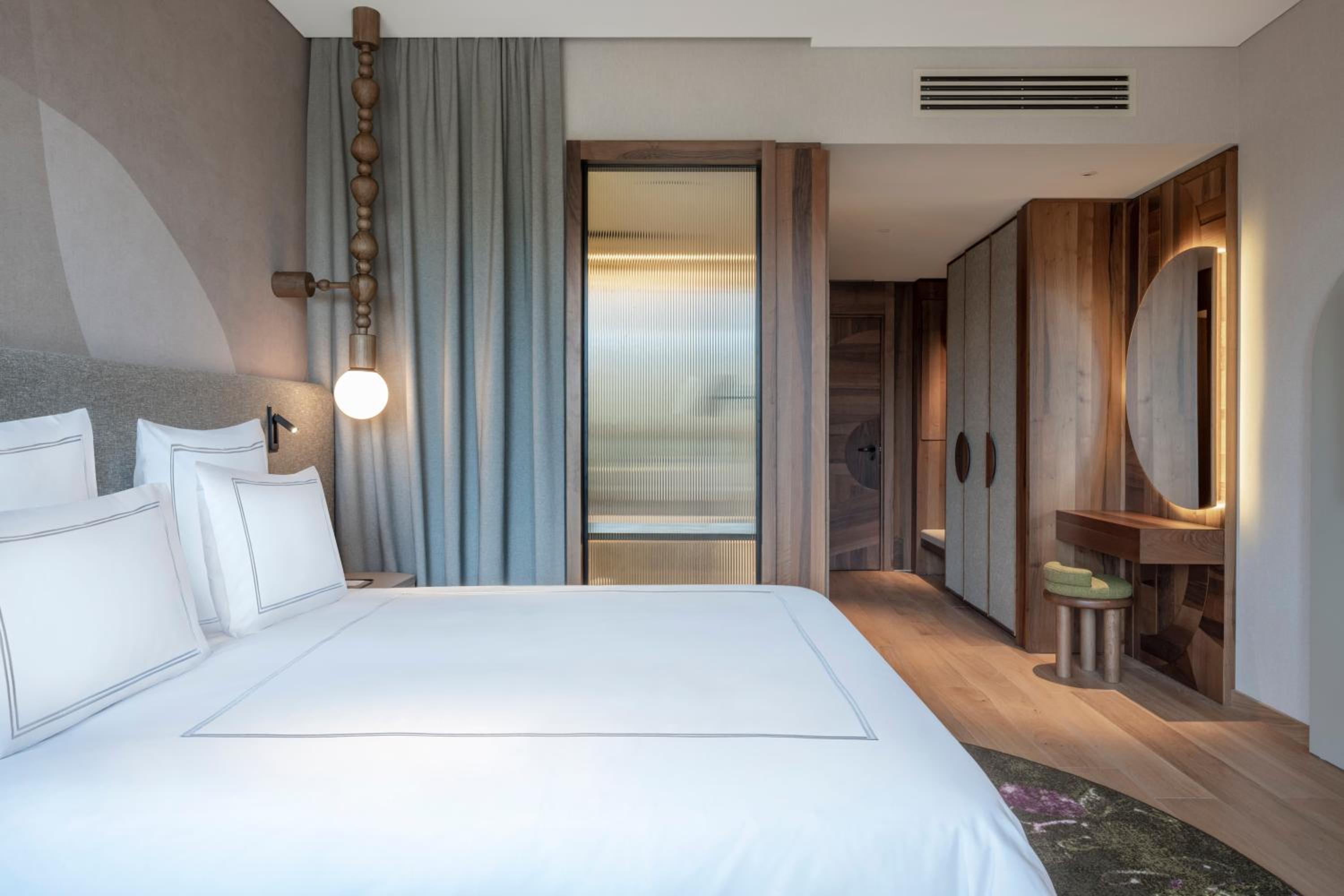 Swiss Superior Double Room - Photo 2