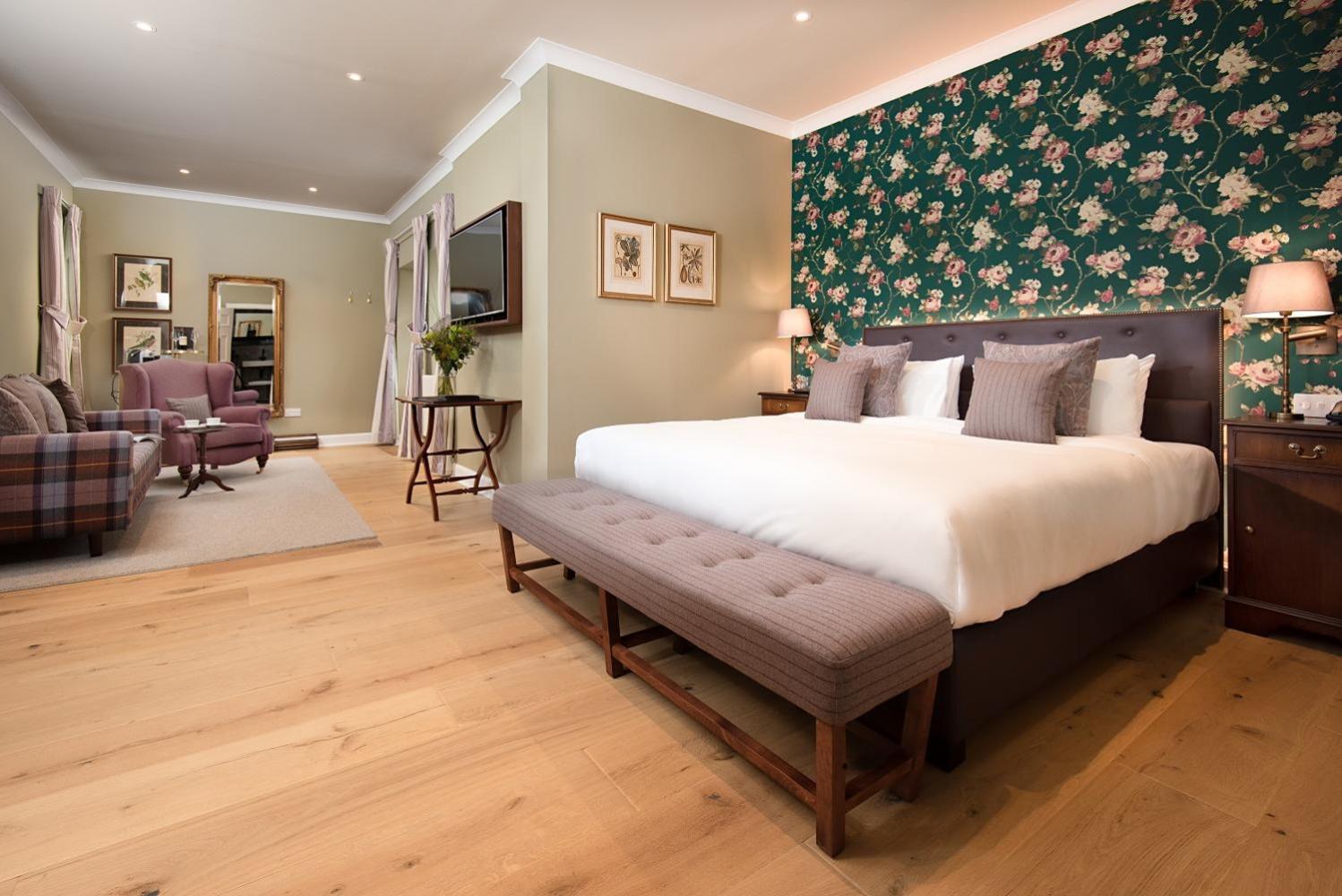 Deluxe Courtyard King Room photo 2