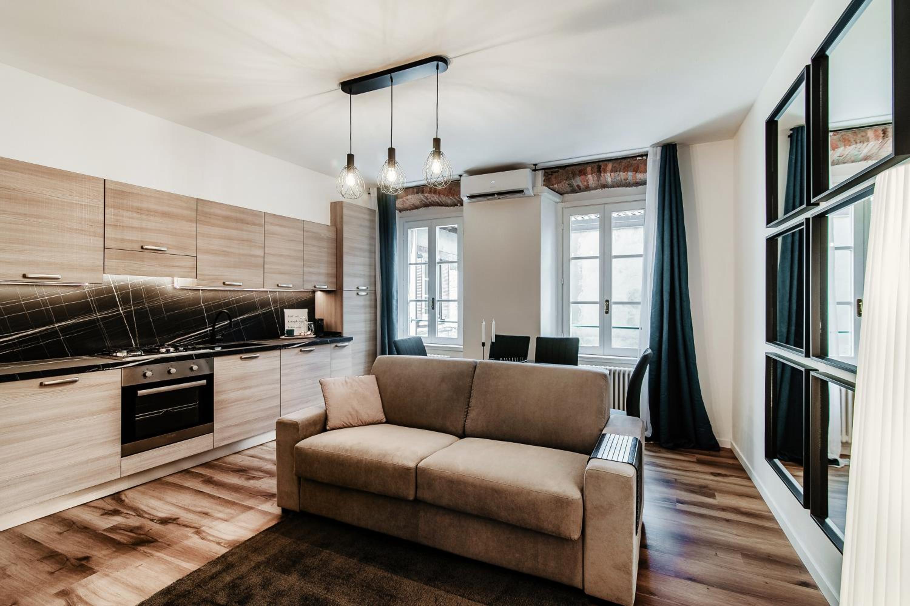 One-Bedroom Apartment